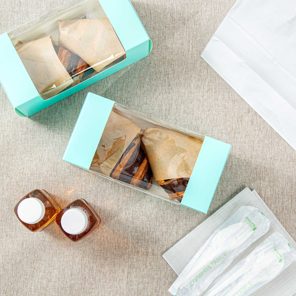 Pastry Tek Turquoise Paper Pastry / Cake Box - with Window - 9 3/4" x 4 3/4" x 4" - 100 count box