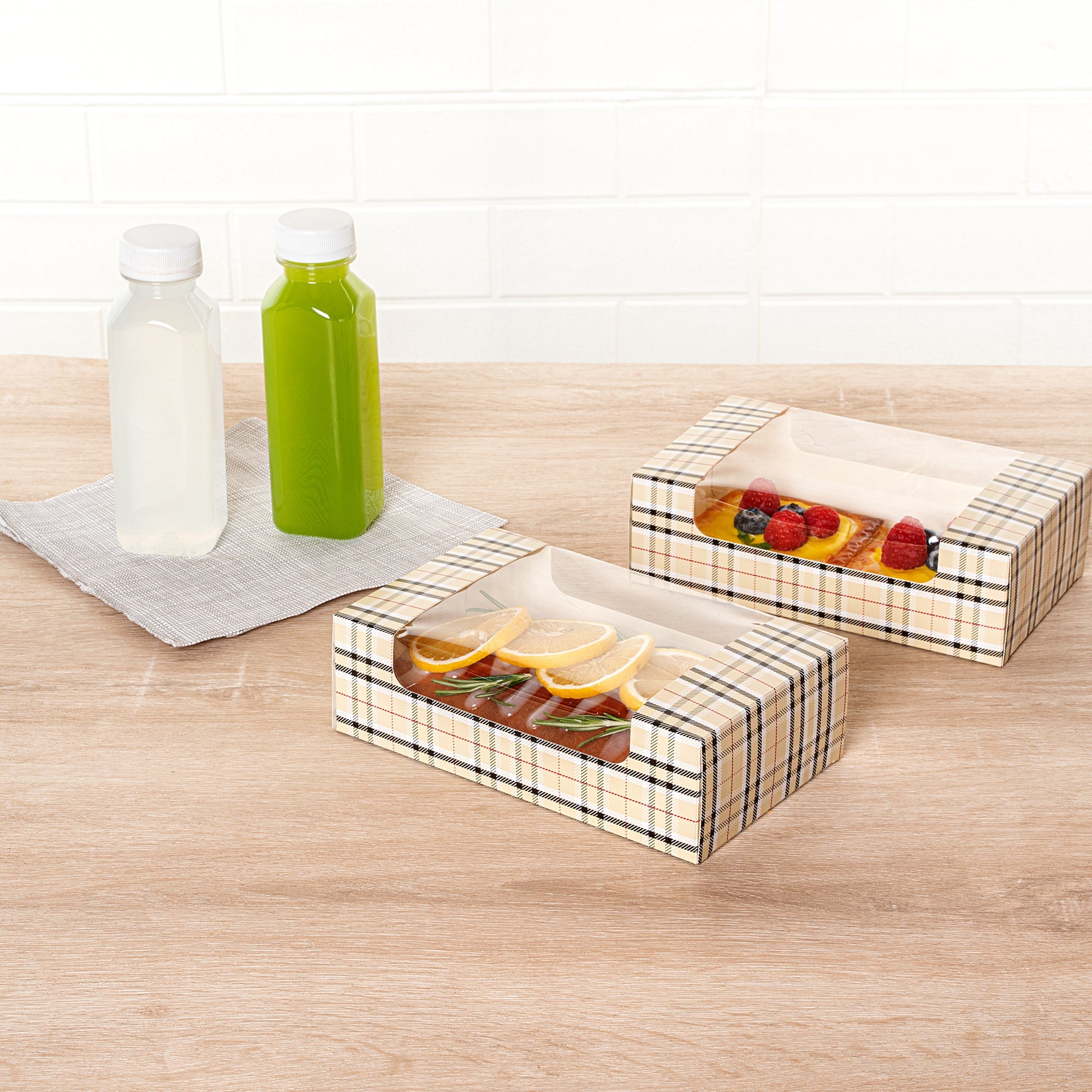 Pastry Tek Plaid Paper Pastry / Cake Box - with Window - 7 3/4" x 4 3/4" x 2 1/4" - 100 count box