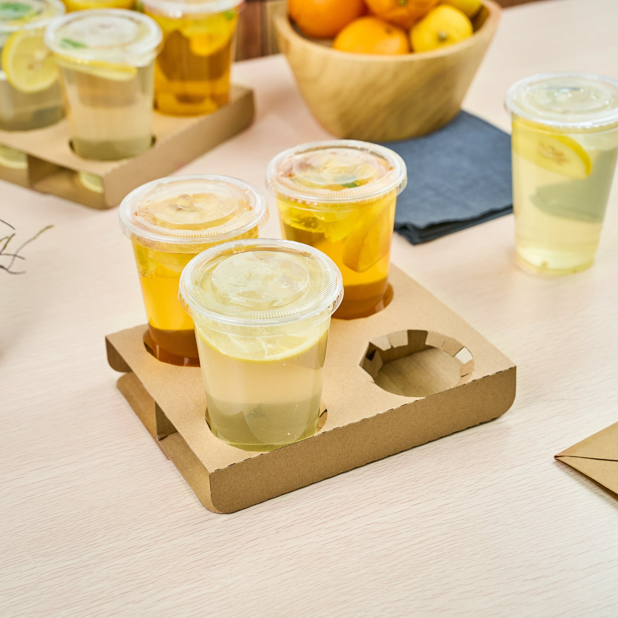 Saving Nature Kraft Paper Convertible Drink Carrier - Fits 2 or 4 Cups - 8 1/2" x 6 1/2" x 1 1/2" - 100 count box