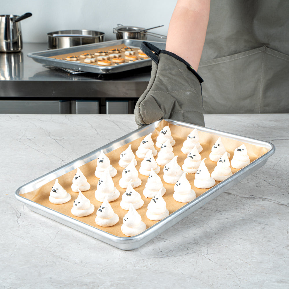Pastry Tek Unbleached Parchment Paper Quarter Size Sheet Pan Liner - Silicone Coated - 9" x 13" - 1000 count box