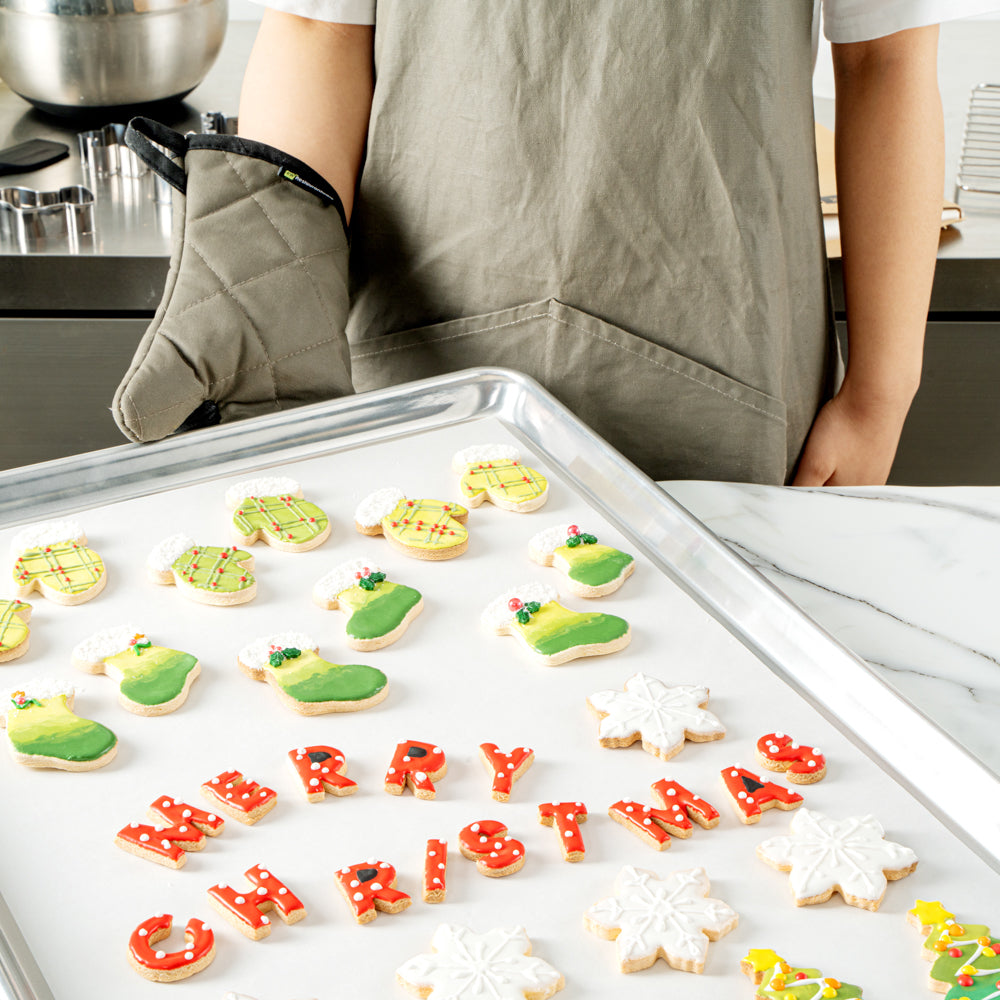 Pastry Tek White Parchment Paper Full Size Sheet Pan Liner - Silicone Coated, Compostable - 16" x 24" - 1000 count box