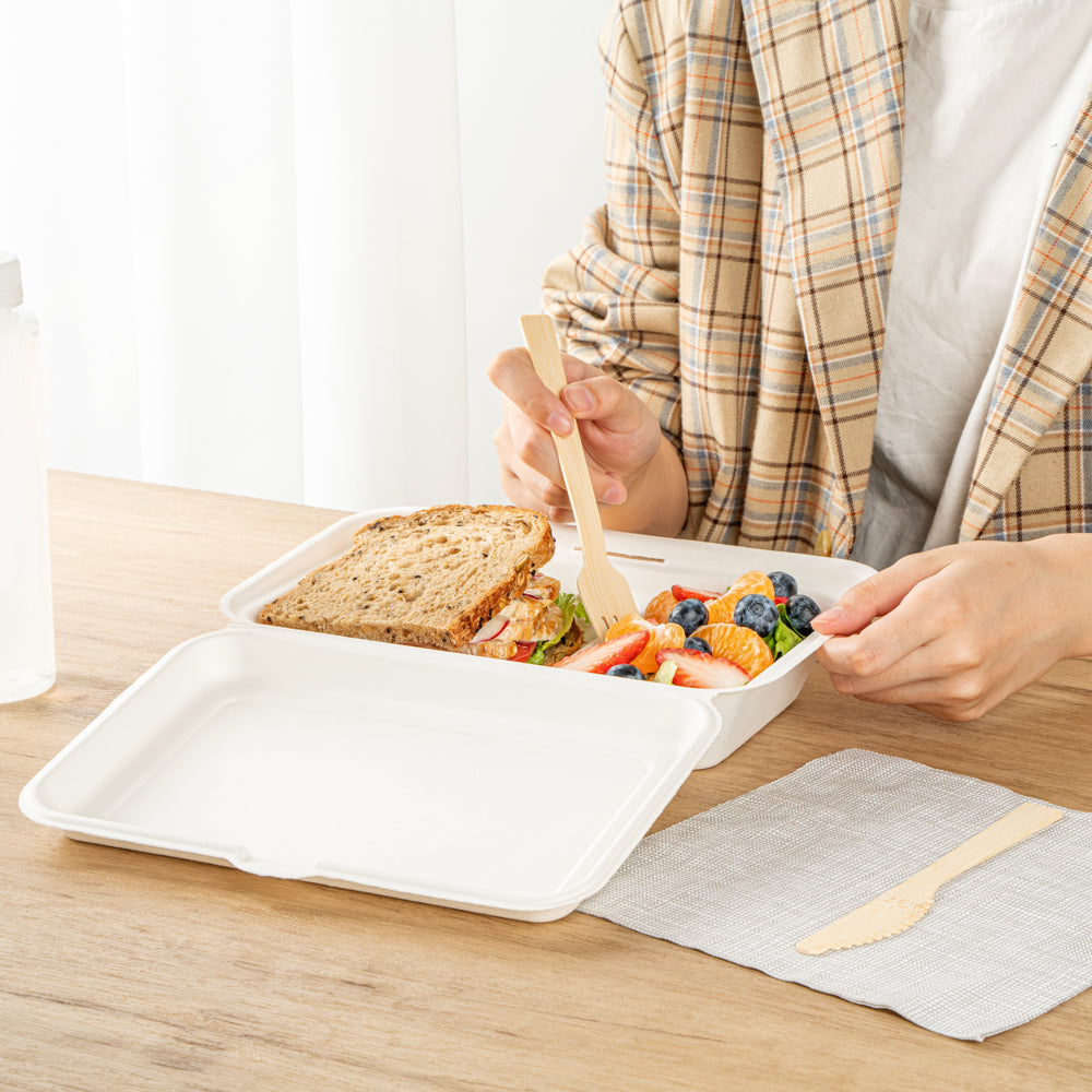 Pulp Safe No PFAS Added 34 oz Sugarcane / Bagasse Clamshell Container - Home Compostable, 2-Compartment - 9 1/2" x 6 1/4" - 100 count box