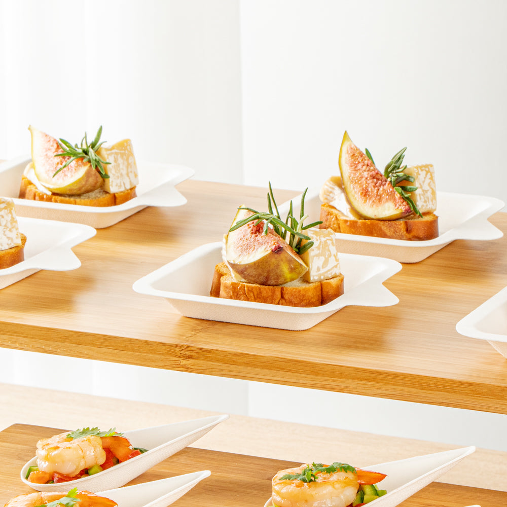 Pulp Safe No PFAS Added Square White Sugarcane / Bagasse Small Plate - Home Compostable - 4 1/4" x 5" x 1/2" - 100 count box