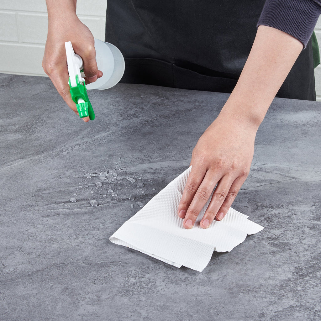 Clean Tek Professional White C-Fold Paper Towel - 1-Ply - 11 1/2" x 9 1/2" - 200 count box