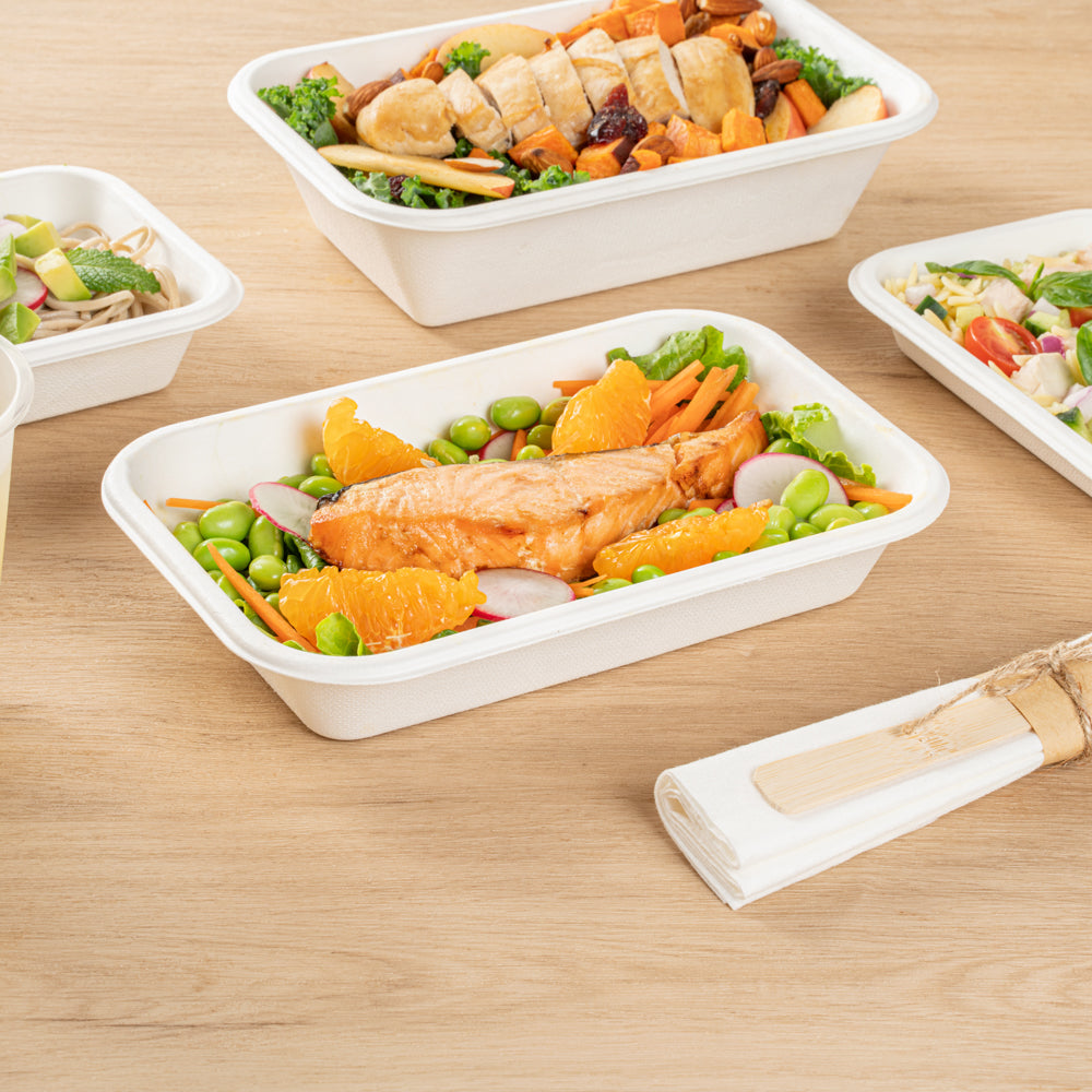 Pulp Safe No PFAS Added 24 oz Rectangle White Sugarcane / Bagasse Container - Home Compostable - 8 1/4" x 5 1/2" x 1 1/2" - 100 count box