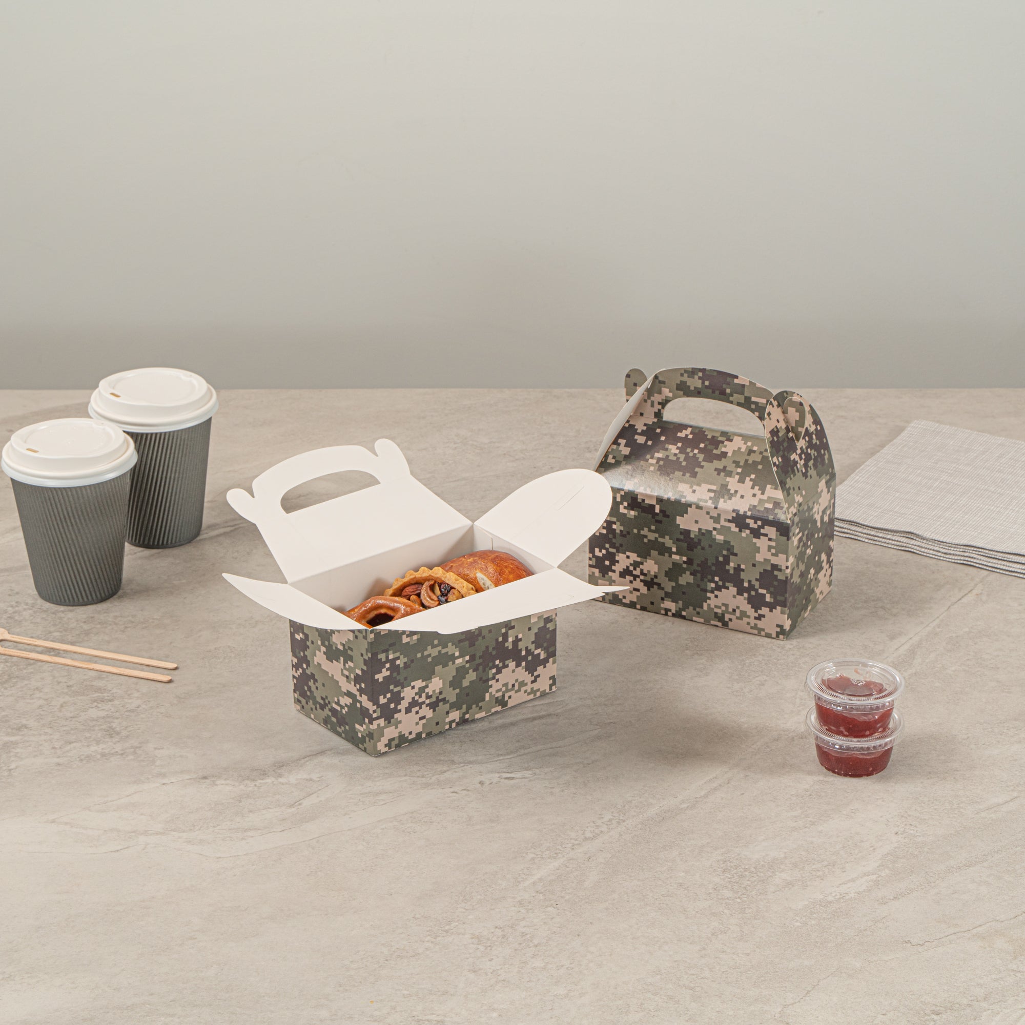 Bio Tek Camouflage Paper Gable Box / Take Out Container - Compostable - 6" x 3 1/2" x 3 1/2" - 100 count box