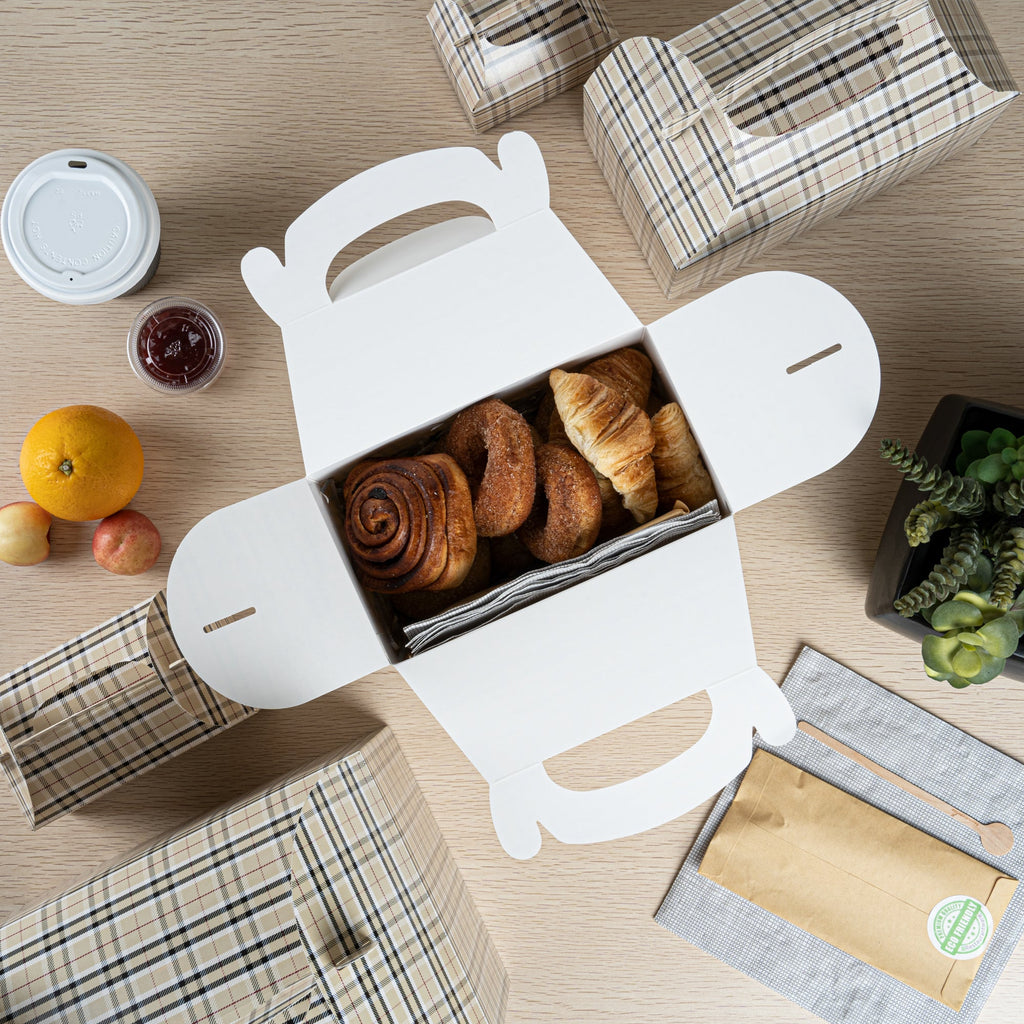 Bio Tek Plaid Paper Gable Box / Take Out Container - Compostable - 8 1/2" x 4 3/4" x 5 1/2" - 100 count box