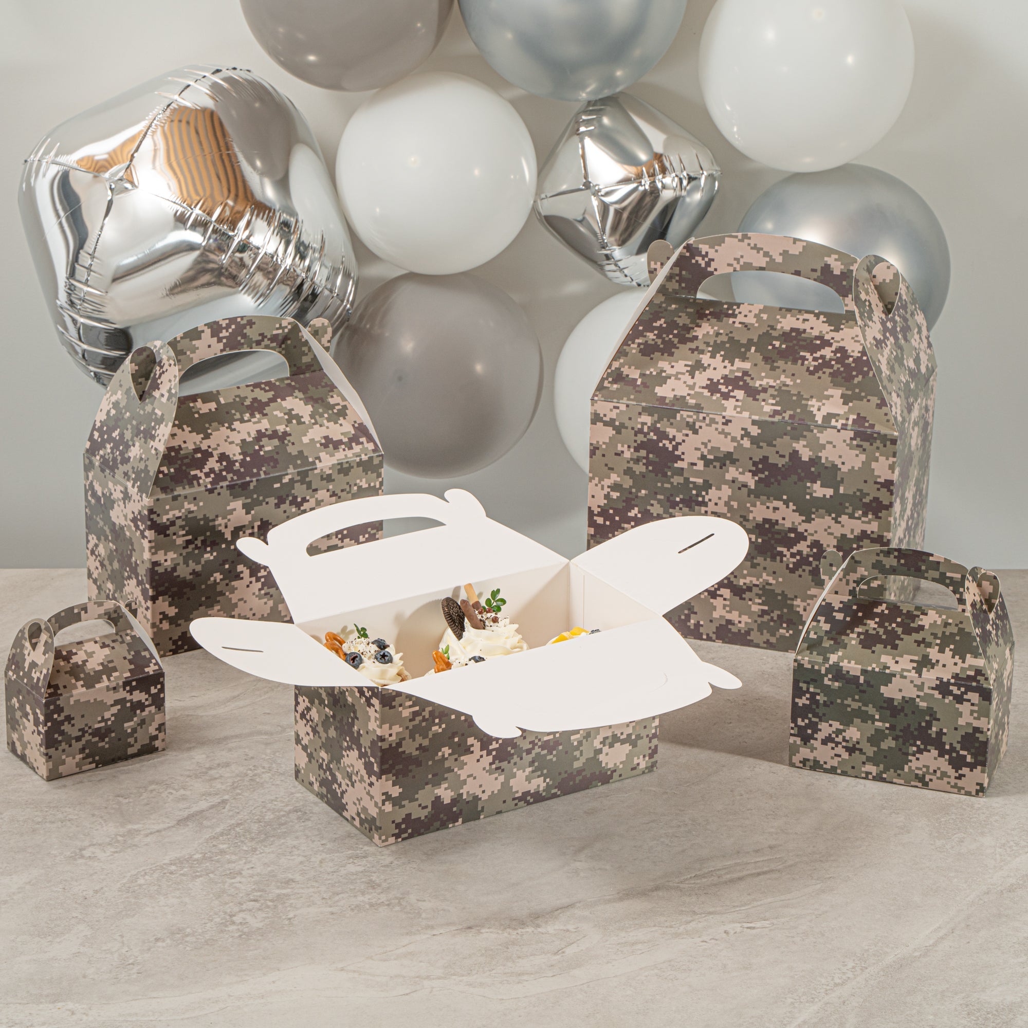 Bio Tek Camouflage Paper Gable Box / Take Out Container - Compostable - 9 1/2" x 5" x 5" - 25 count box
