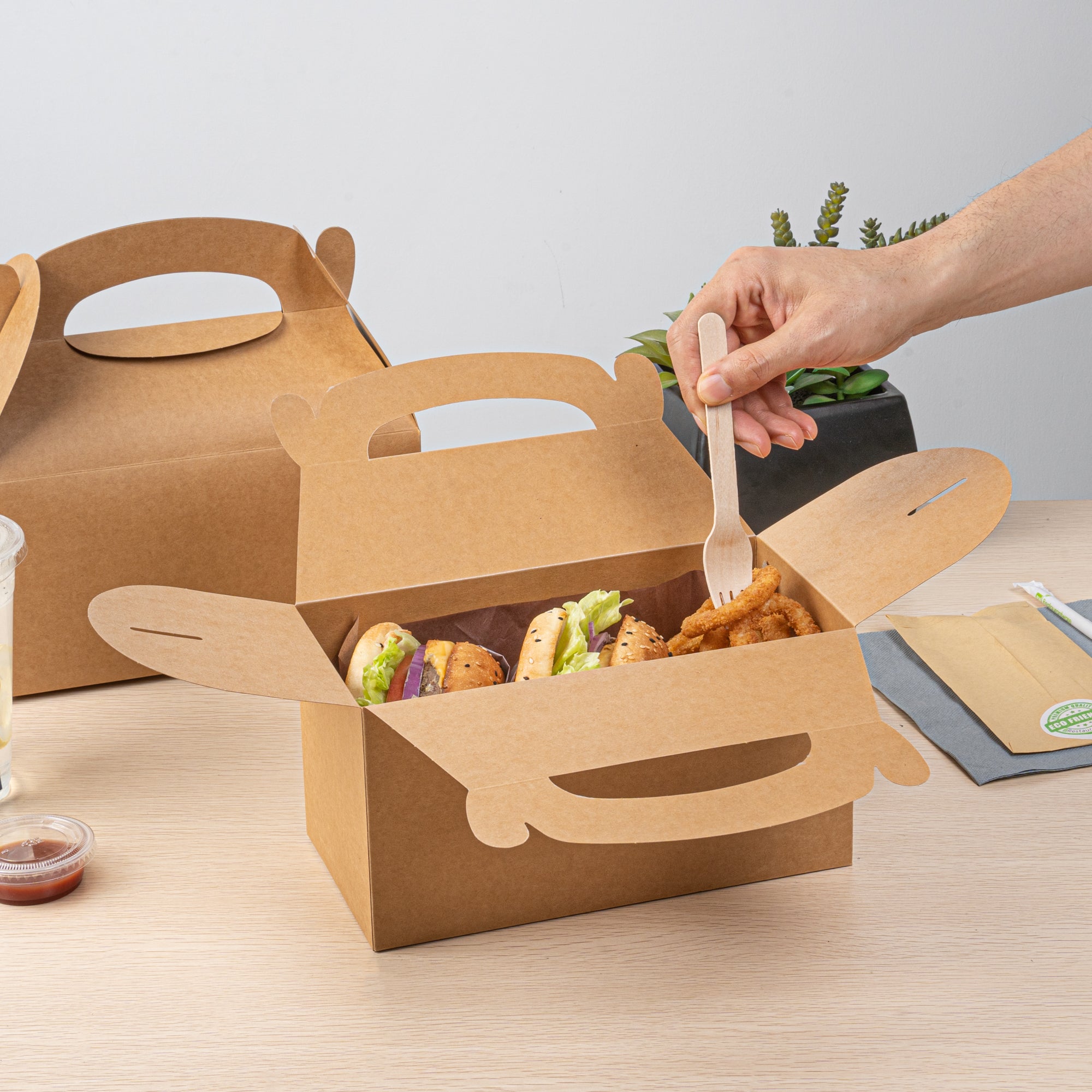 Bio Tek Kraft Paper Gable Box / Take Out Container - Greaseproof - 9 1/2" x 5" x 5" - 100 count box