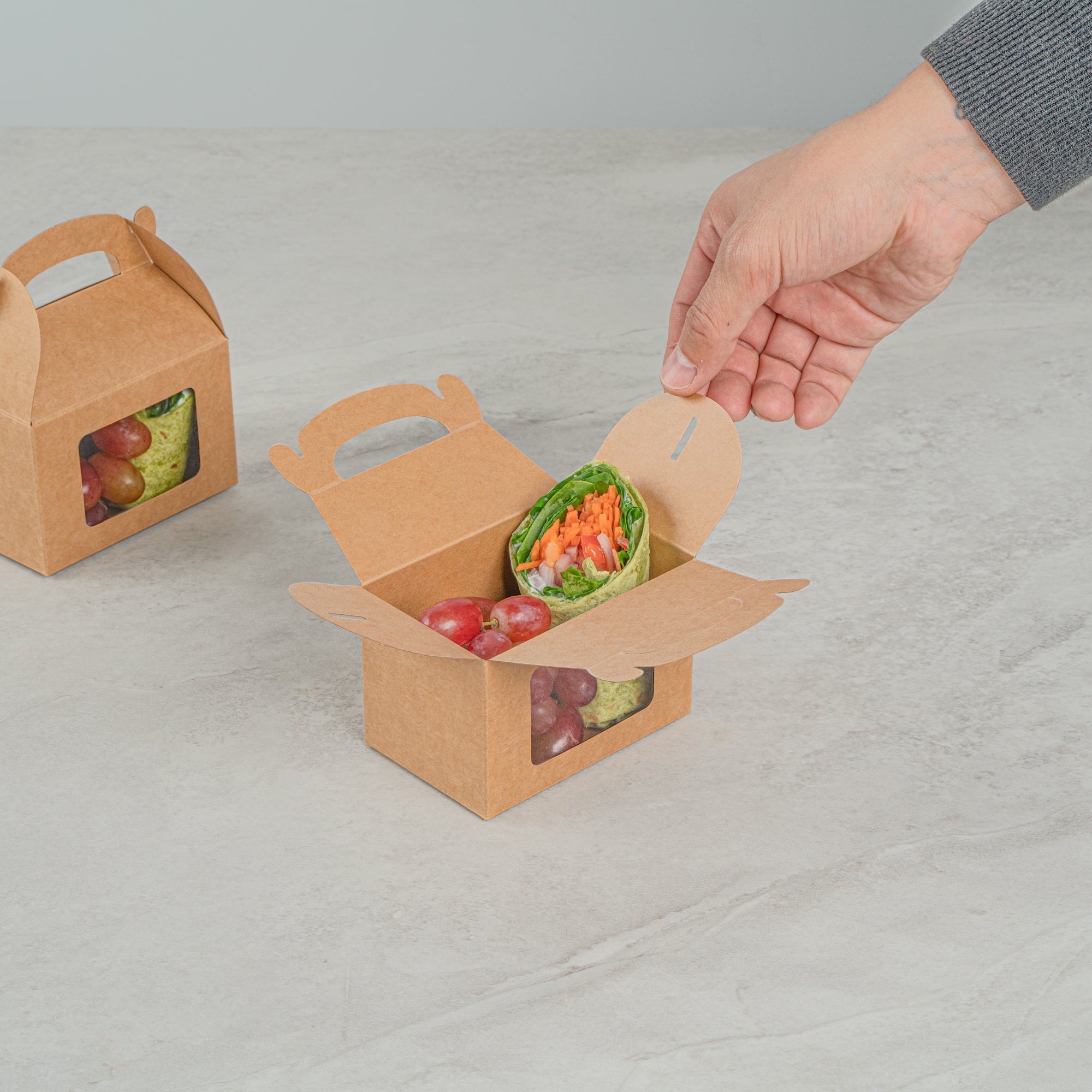 Bio Tek Kraft Paper Gable Box / Take Out Container - Greaseproof, with Window - 4" x 2 1/2" x 2 1/2" - 100 count box