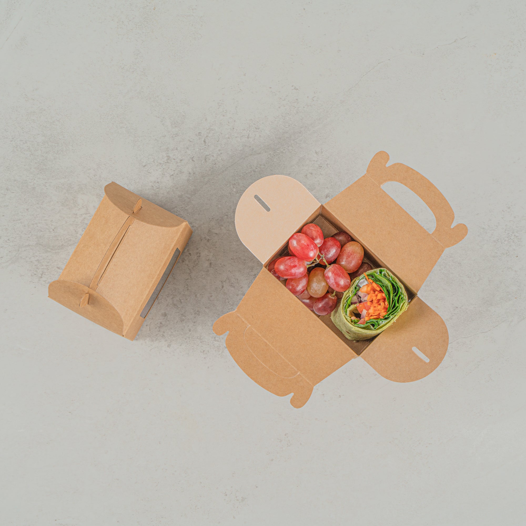 Bio Tek Kraft Paper Gable Box / Take Out Container - Greaseproof, with Window - 4" x 2 1/2" x 2 1/2" - 100 count box