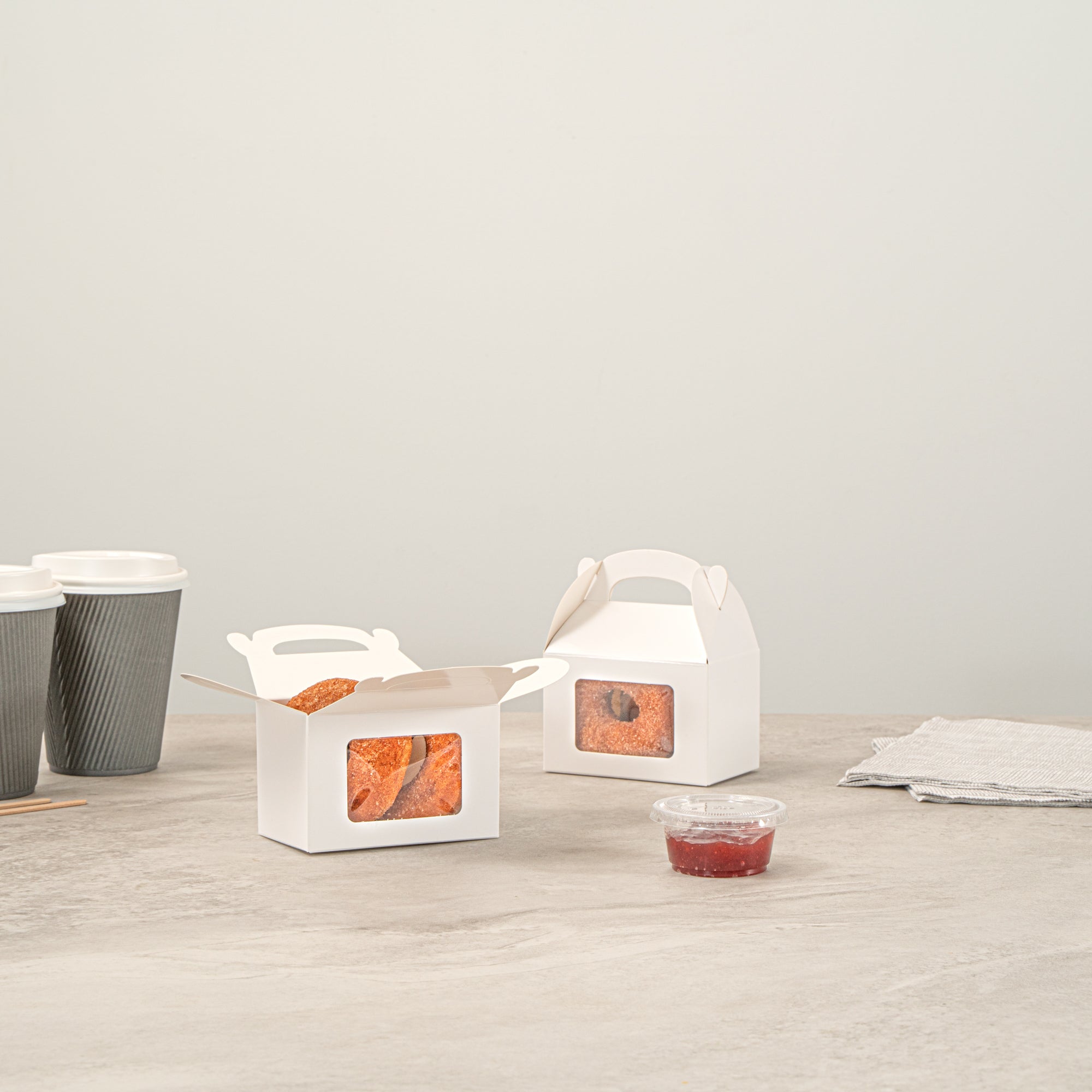 Bio Tek White Paper Gable Box / Take Out Container - Greaseproof, with Window - 4" x 2 1/2" x 2 1/2" - 100 count box