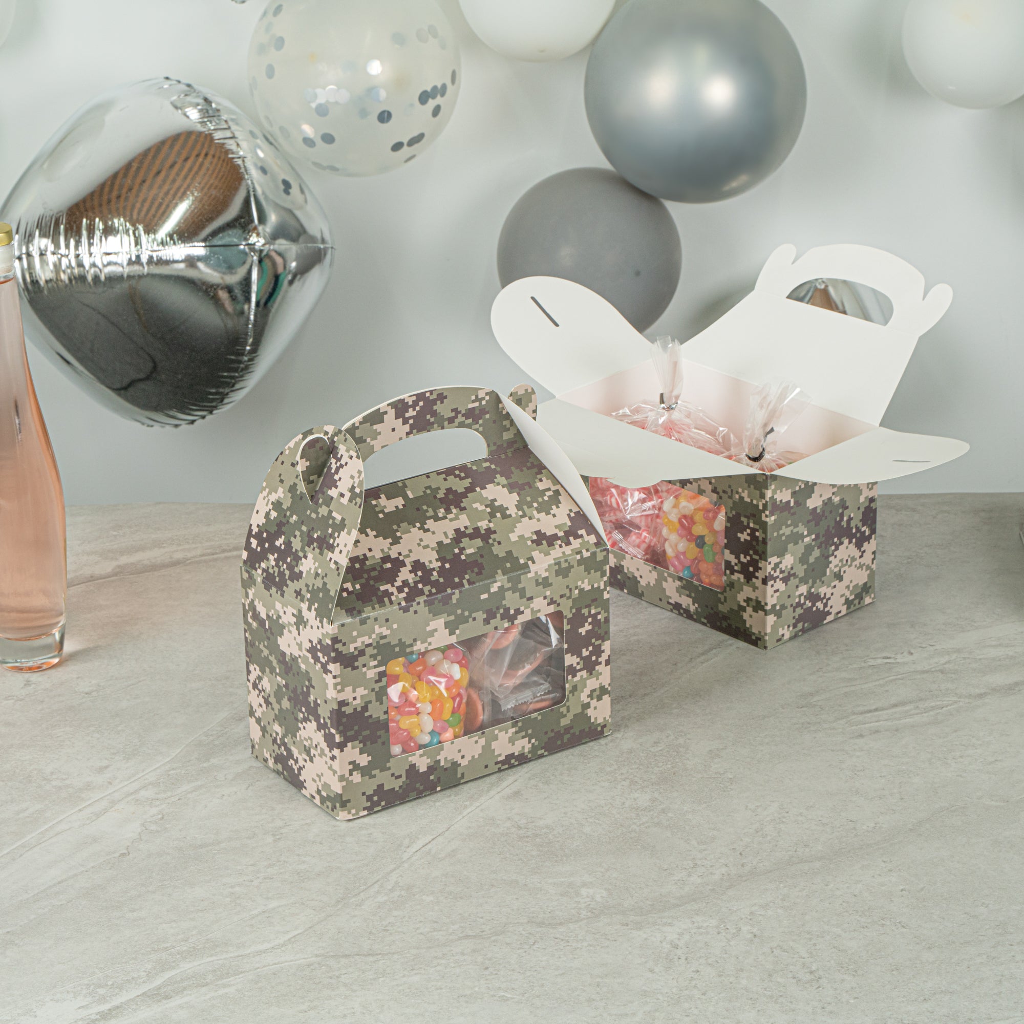 Bio Tek Camouflage Paper Gable Box / Take Out Container - with Window - 8 1/2" x 4 3/4" x 5 1/2" - 100 count box