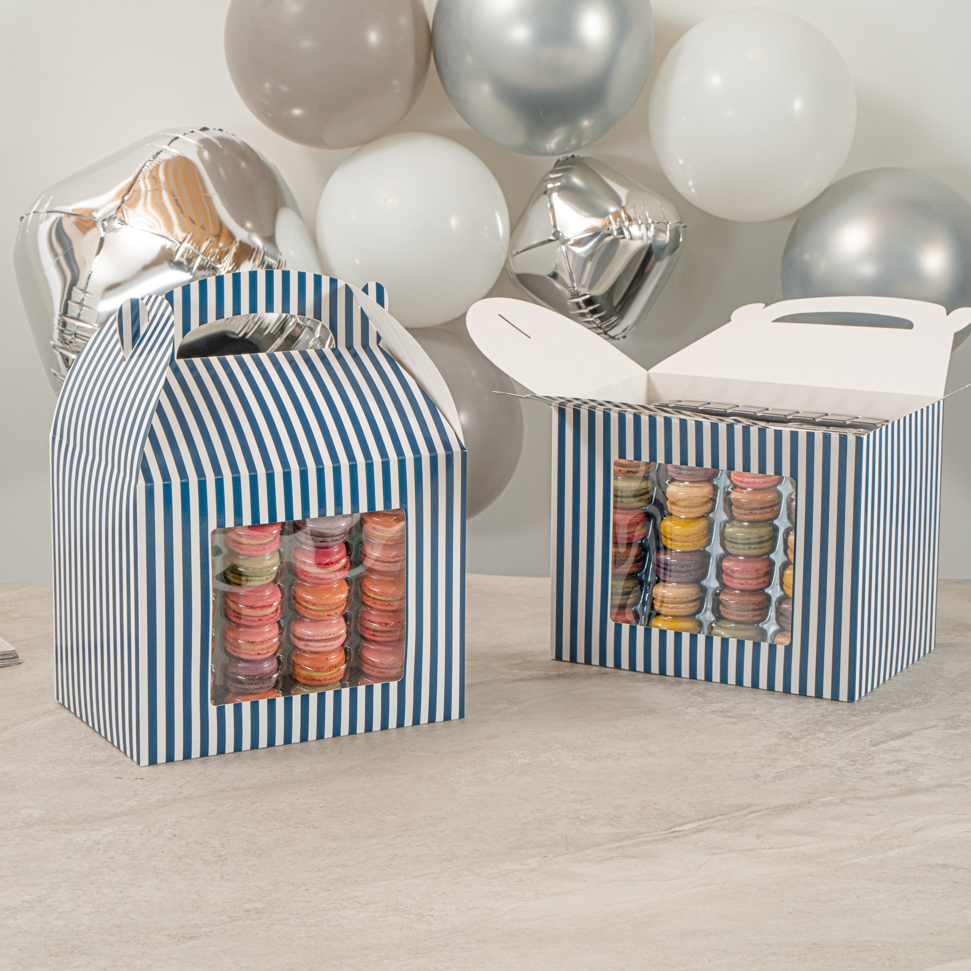 Bio Tek Blue and White Stripe Paper Gable Box / Take Out Container - with Window - 10" x 7" x 8" - 100 count box