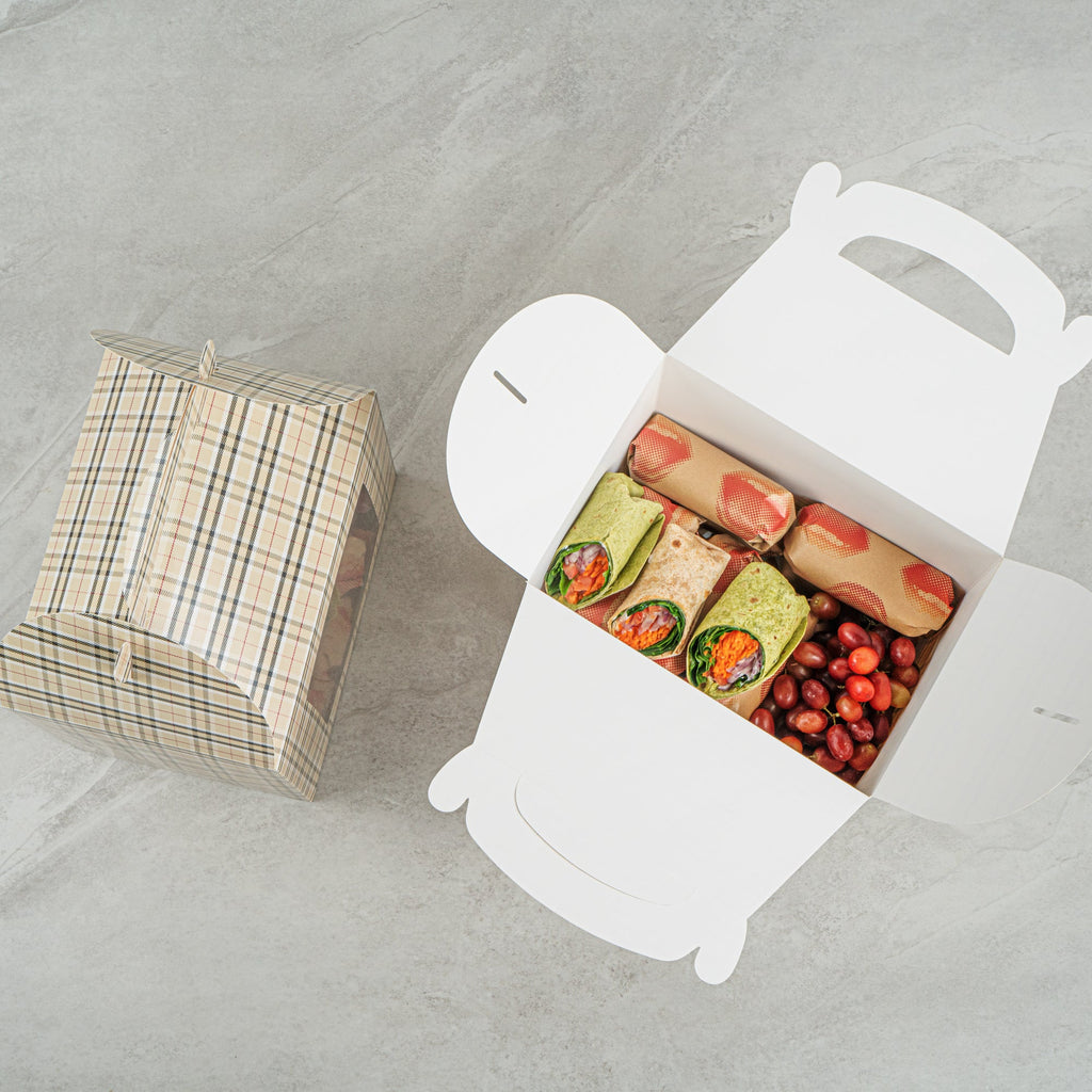 Bio Tek Plaid Paper Gable Box / Take Out Container - with Window - 10" x 7" x 8" - 25 count box