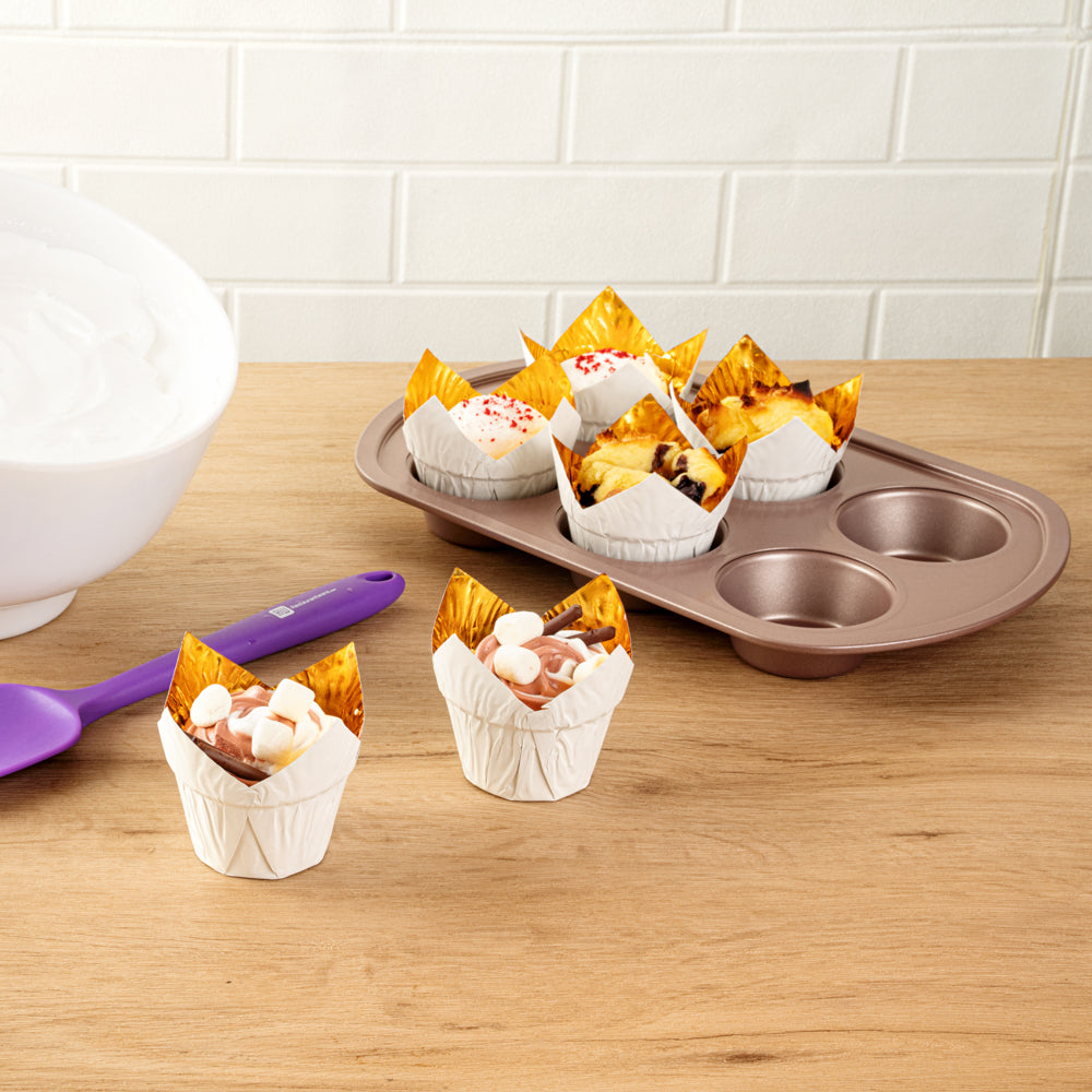 Panificio 3.9 oz White Foil Paper Tulip Baking Cup - 3 1/4" x 3 1/4" x 2 3/4" - 500 count box