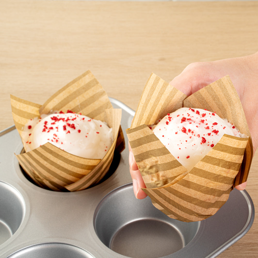 Panificio 3.5 oz Kraft Paper Striped Tulip Baking Cup - Greaseproof - 3 1/4" x 3 1/4" x 3 1/4" - 50 count box