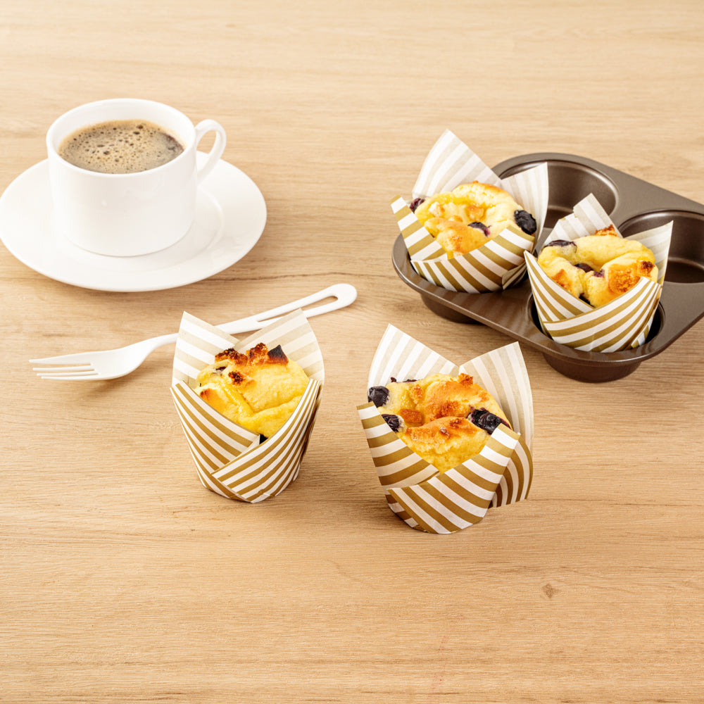 Panificio 3.5 oz White Paper Striped Tulip Baking Cup - Greaseproof - 3 1/4" x 3 1/4" x 3 1/4" - 500 count box