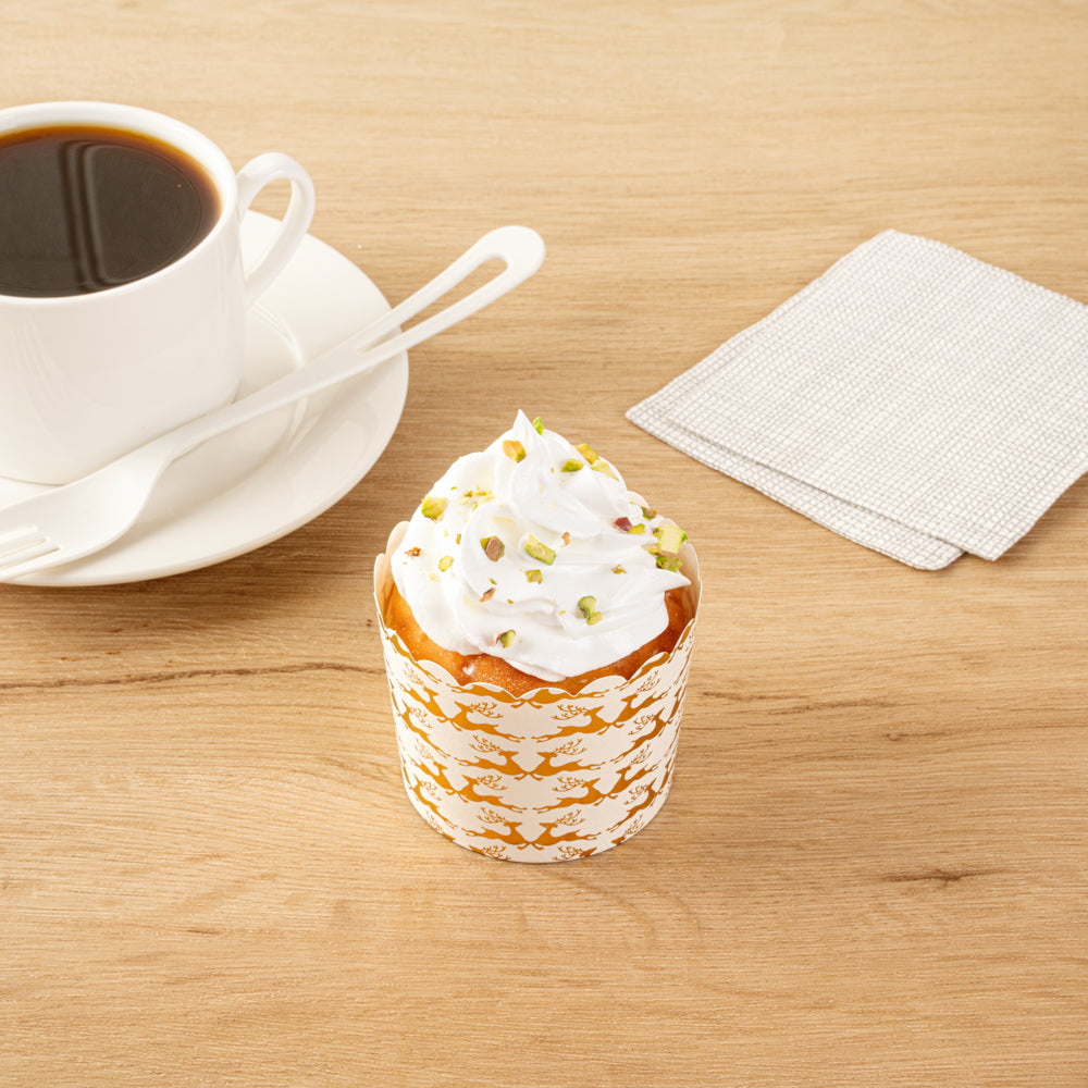 Panificio 4.5 oz White Paper Scalloped Baking Cup - Gold Reindeer - 2 3/4" x 2 3/4" x 2" - 500 count box