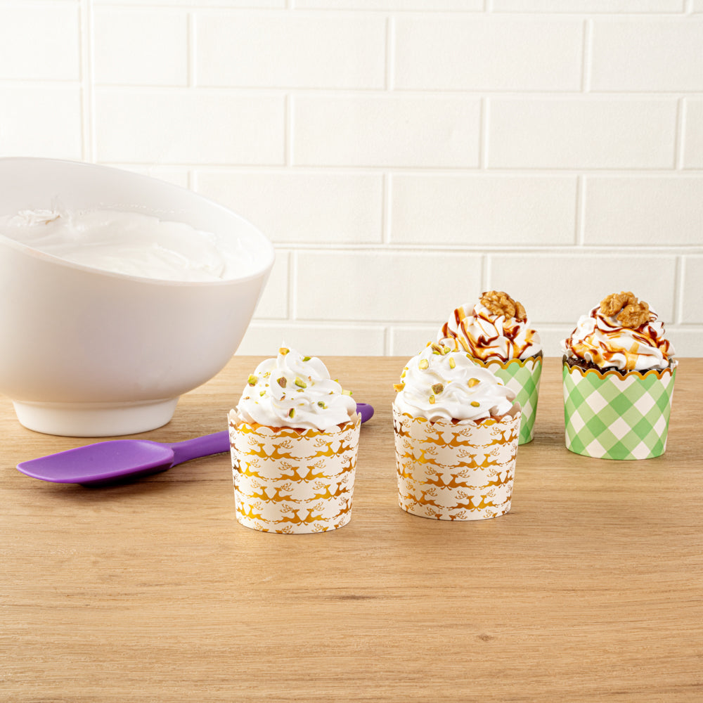 Panificio 4.5 oz White Paper Scalloped Baking Cup - Gold Reindeer - 2 3/4" x 2 3/4" x 2" - 500 count box