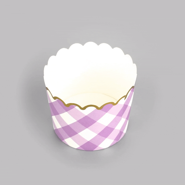Panificio 4.5 oz Purple Plaid Paper Scalloped Baking Cup - Gold Rim - 2 3/4" x 2 3/4" x 2" - 50 count box