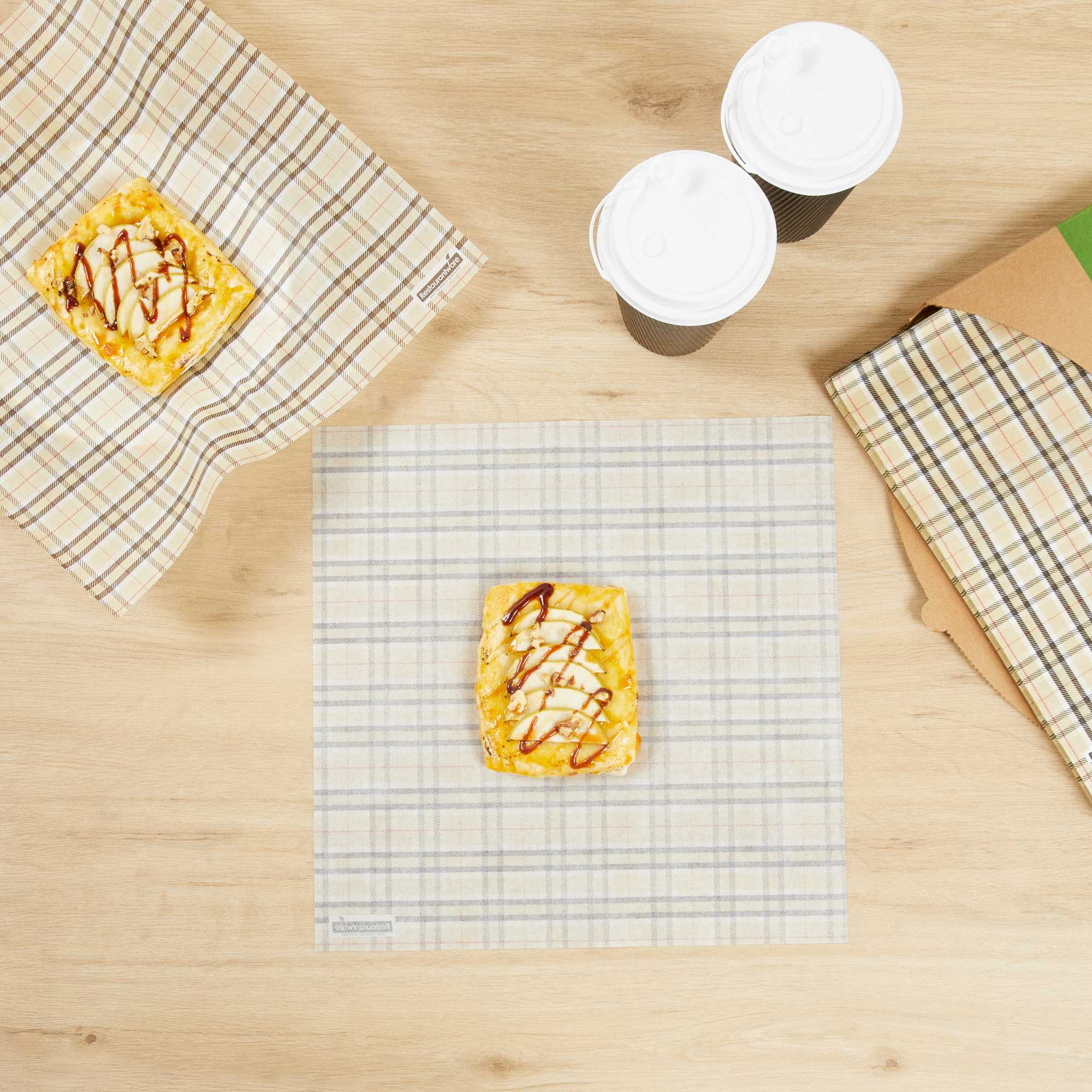 Chef 101 No PFAS Added Plaid Paper Bakery Wrap and Basket Liner - Greaseproof - 12" x 12" - 200 count box