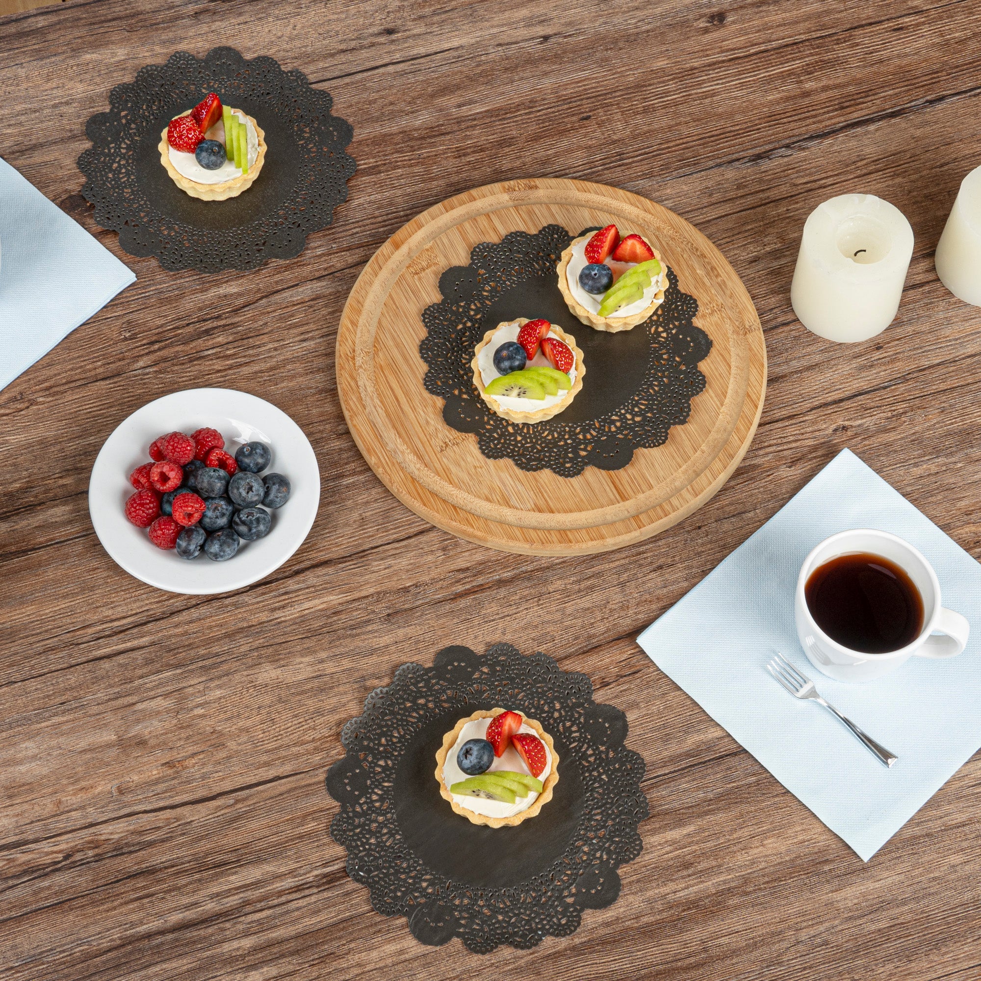 Pastry Tek Round Black Paper Doilies - Lace - 8" x 8" - 4000 count box