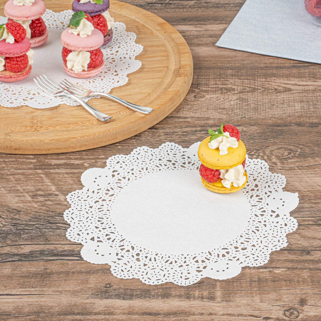 Pastry Tek Round White Paper Doilies - Lace - 8" x 8" - 100 count box