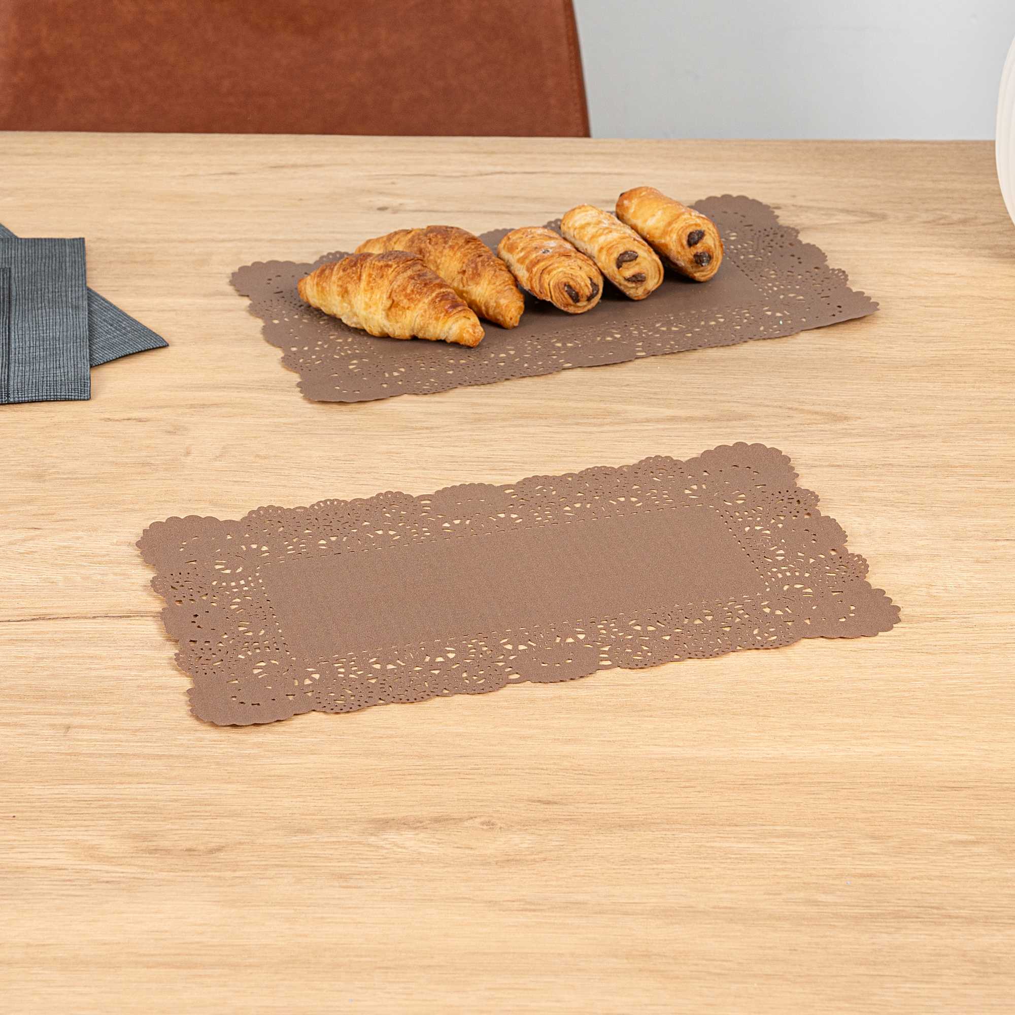 Pastry Tek Rectangle Brown Paper Doilies - Lace - 12" x 7" - 4000 count box