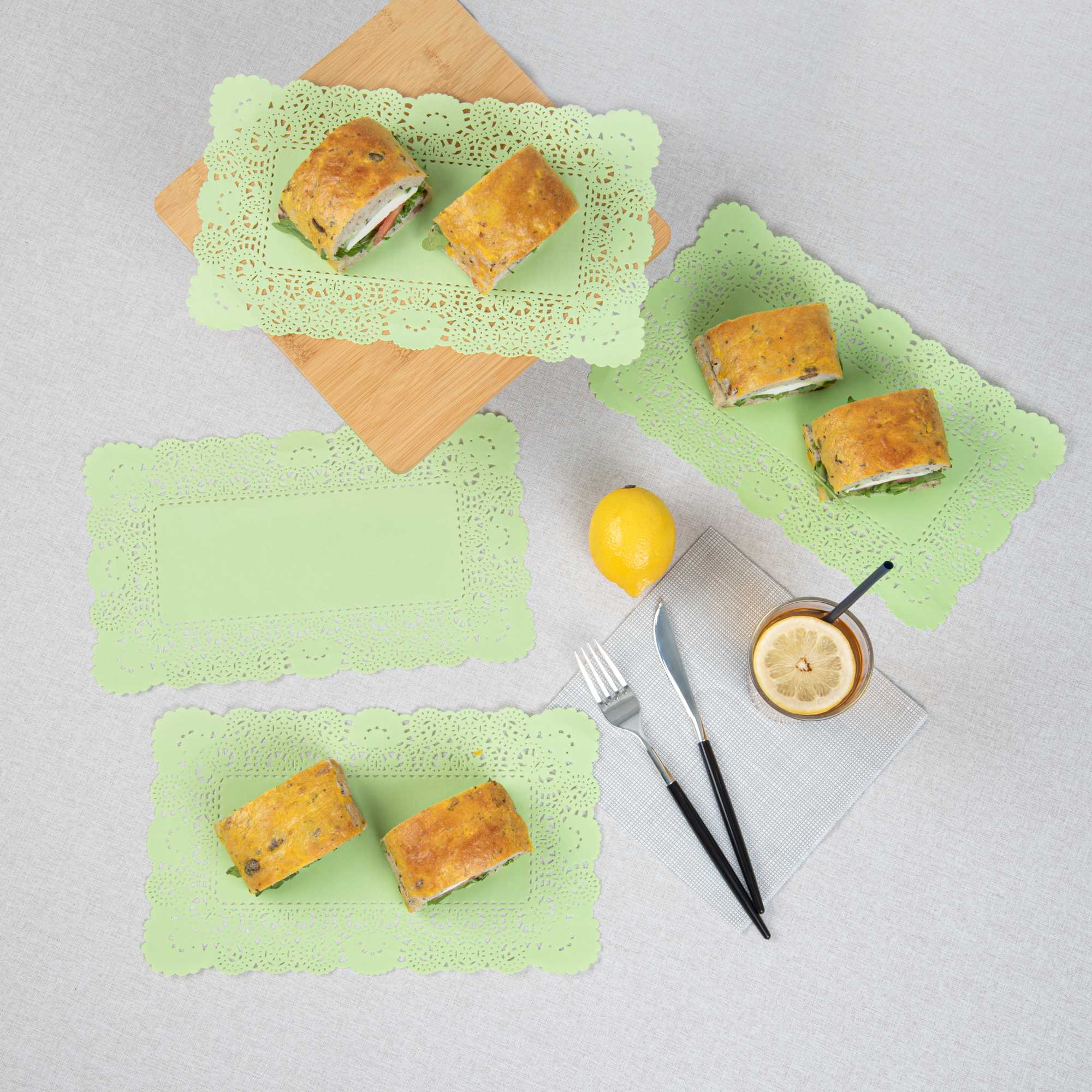 Pastry Tek Rectangle Green Paper Doilies - Lace - 12" x 7" - 100 count box