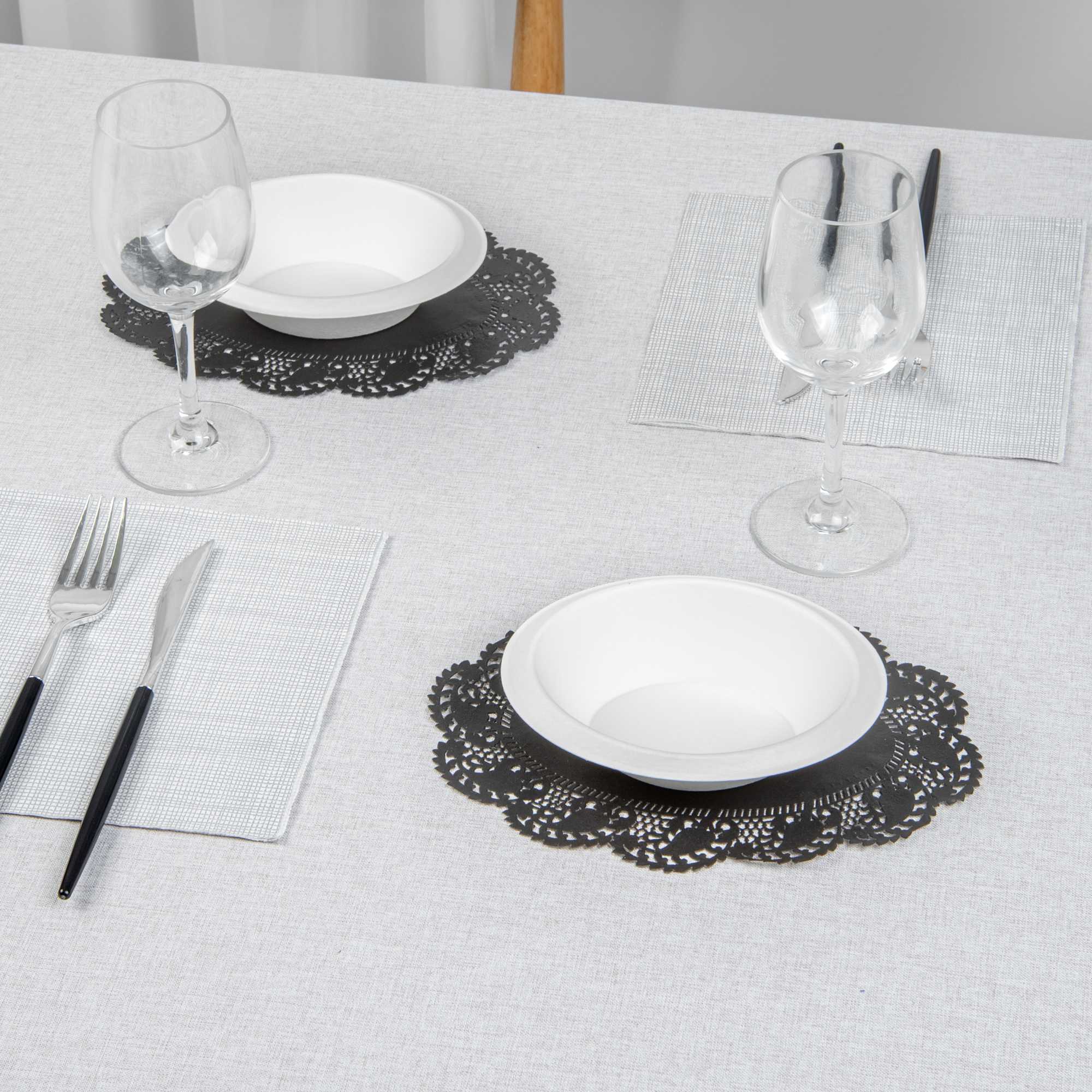 Pastry Tek Oval Black Paper Doilies - Lace - 9" x 6 1/2" - 100 count box