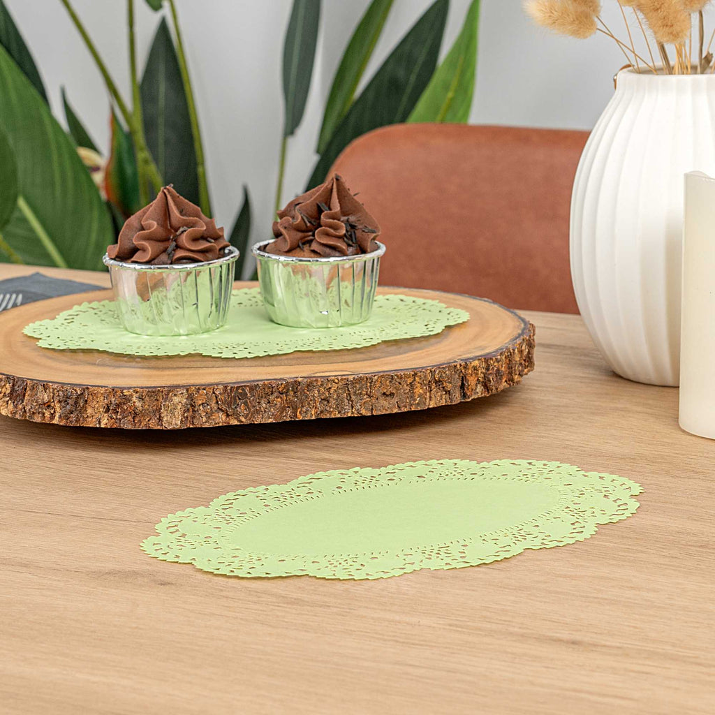 Pastry Tek Oval Green Paper Doilies - Lace - 9" x 6 1/2" - 4000 count box
