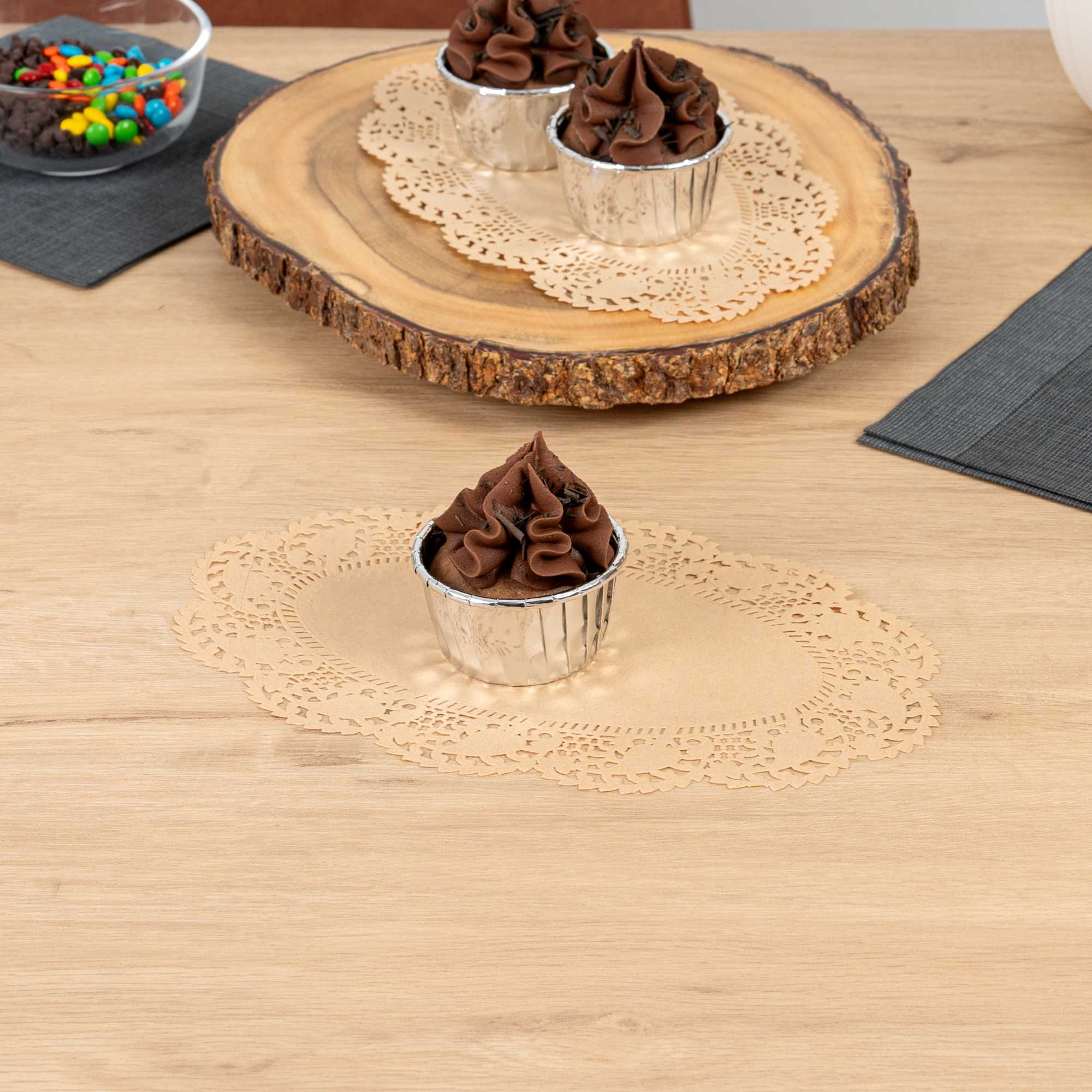 Pastry Tek Oval Kraft Paper Doilies - Lace - 10 1/2" x 6 1/2" - 4000 count box