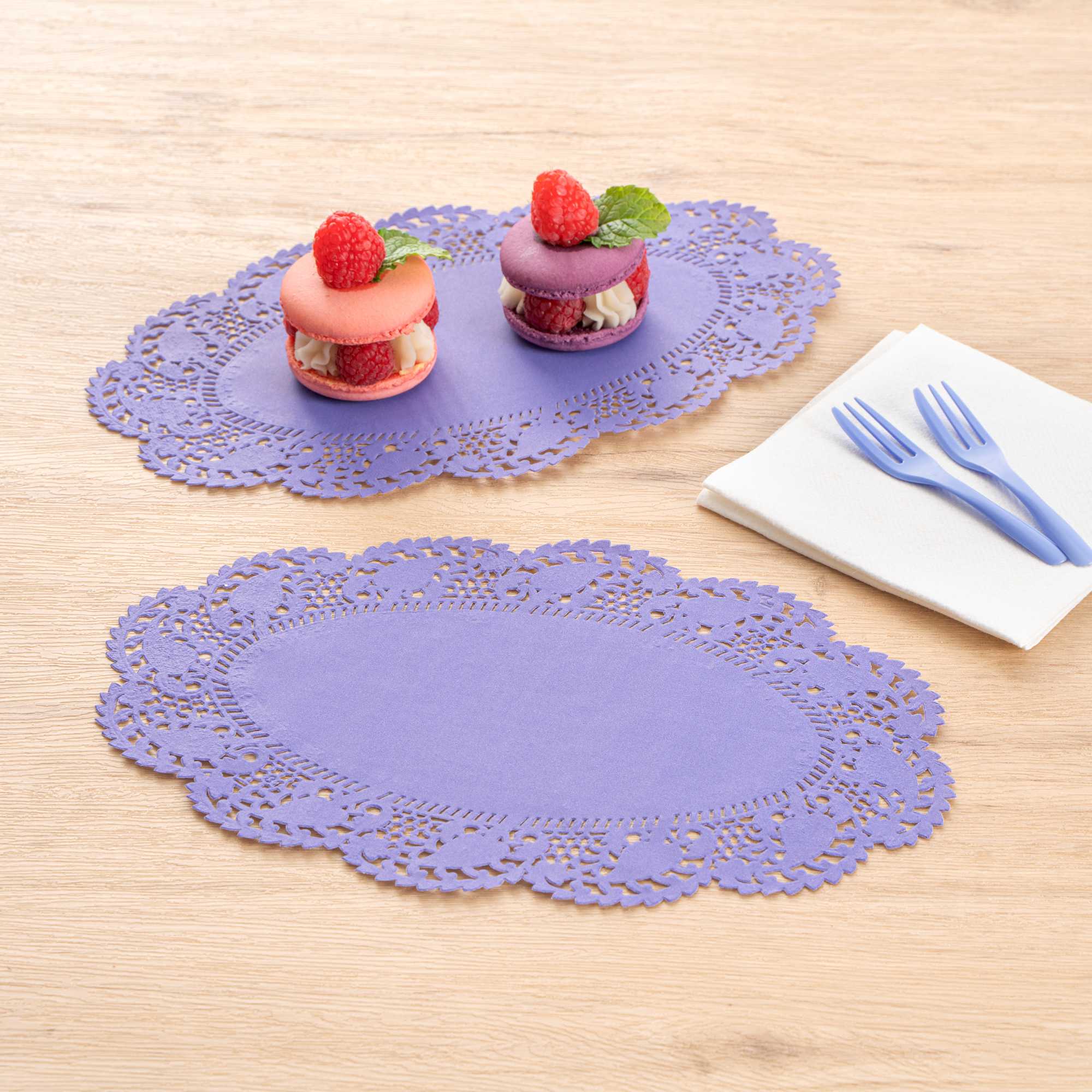 Pastry Tek Oval Purple Paper Doilies - Lace - 10 1/2" x 6 1/2" - 4000 count box