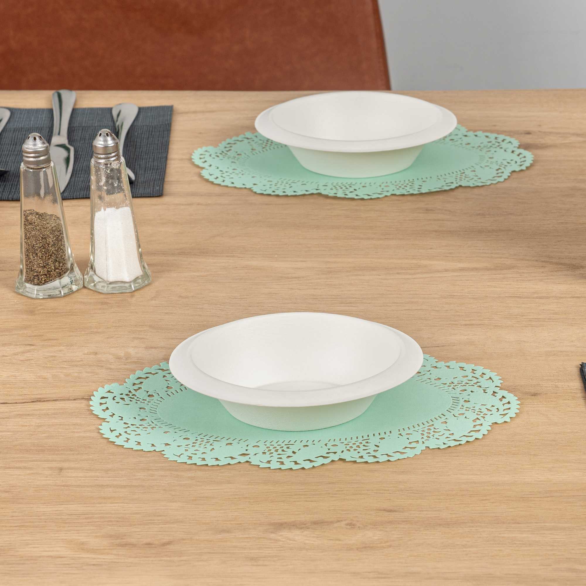 Pastry Tek Oval Teal Paper Doilies - Lace - 10 1/2" x 6 1/2" - 100 count box