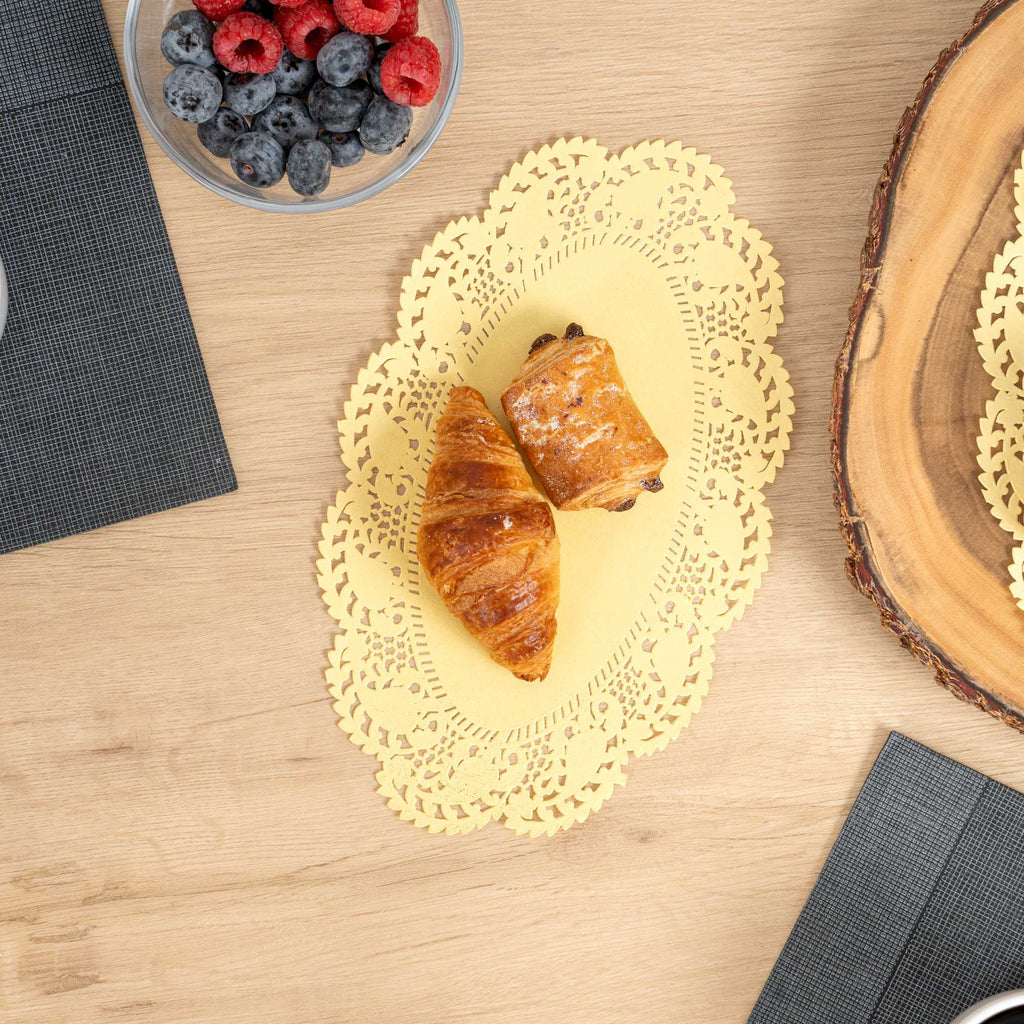 Pastry Tek Oval Yellow Paper Doilies - Lace - 10 1/2" x 6 1/2" - 4000 count box