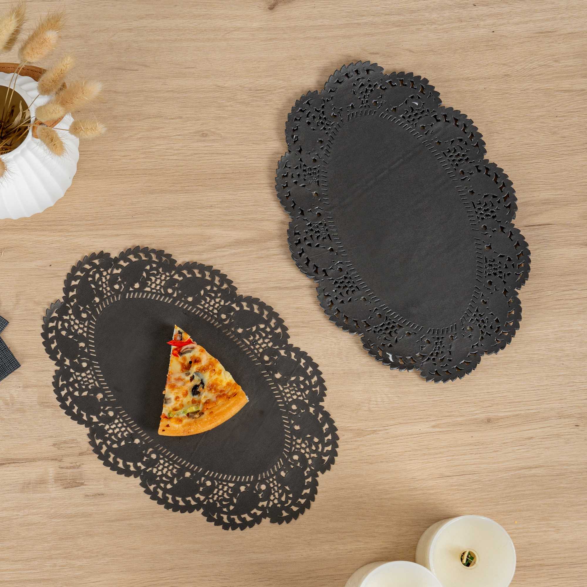 Pastry Tek Oval Black Paper Doilies - Lace - 12 1/2" x 8 1/2" - 4000 count box