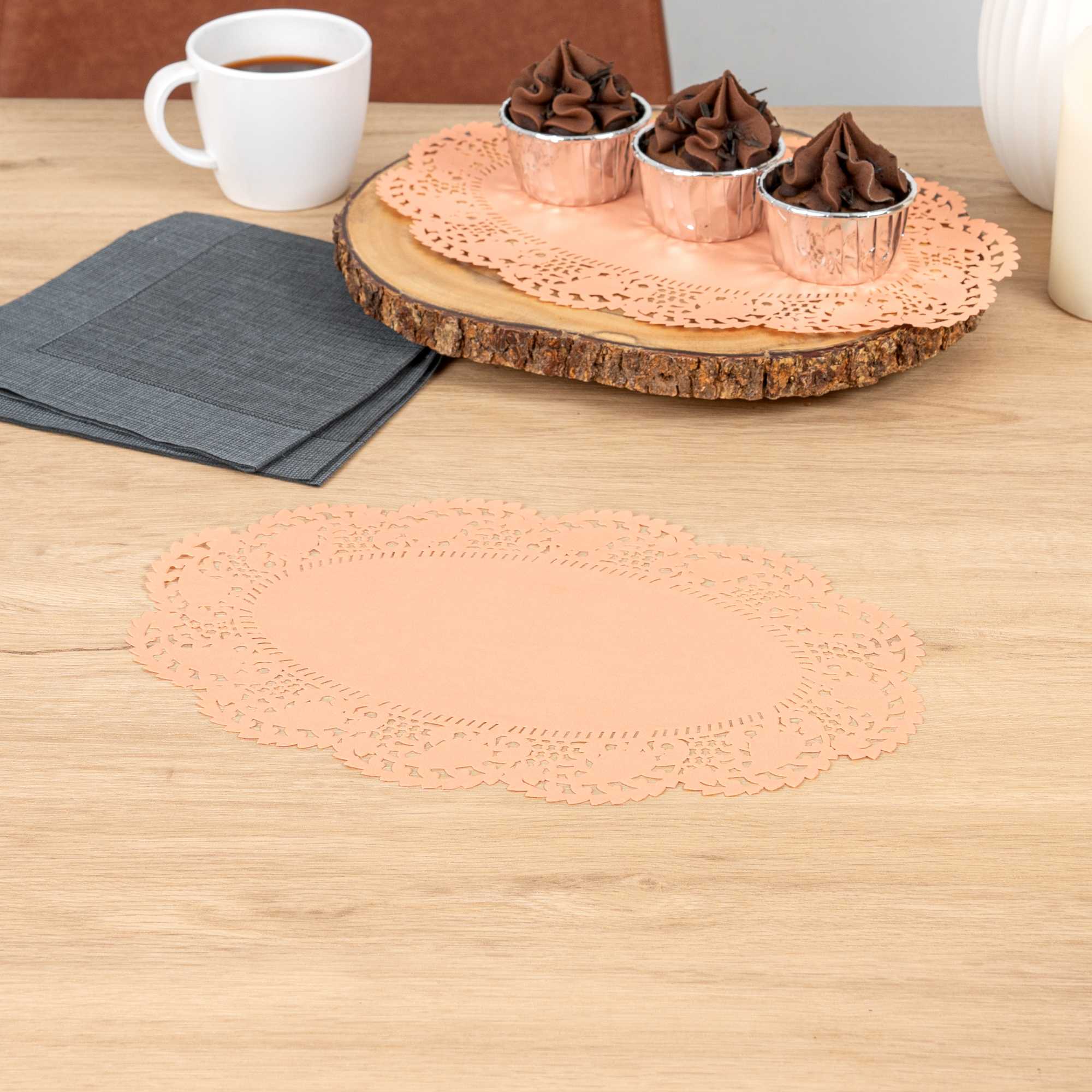 Pastry Tek Oval Coral Paper Doilies - Lace - 12 1/2" x 8 1/2" - 100 count box