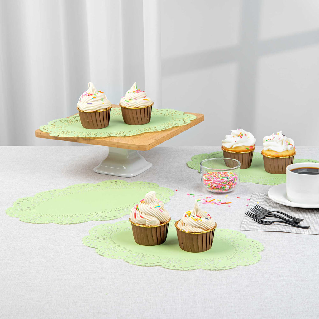 Pastry Tek Oval Green Paper Doilies - Lace - 12 1/2" x 8 1/2" - 100 count box