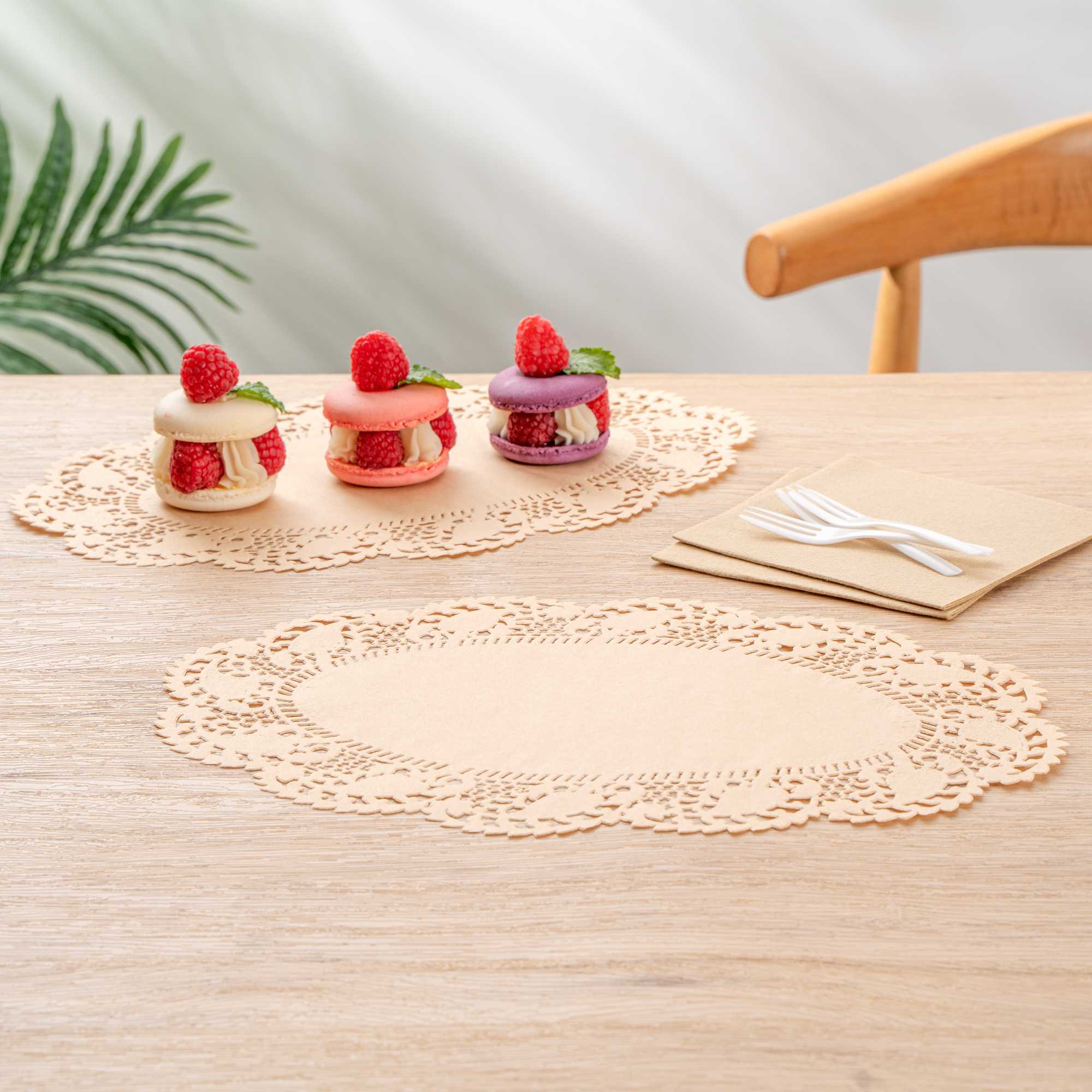 Pastry Tek Oval Kraft Paper Doilies - Lace - 12 1/2" x 8 1/2" - 100 count box
