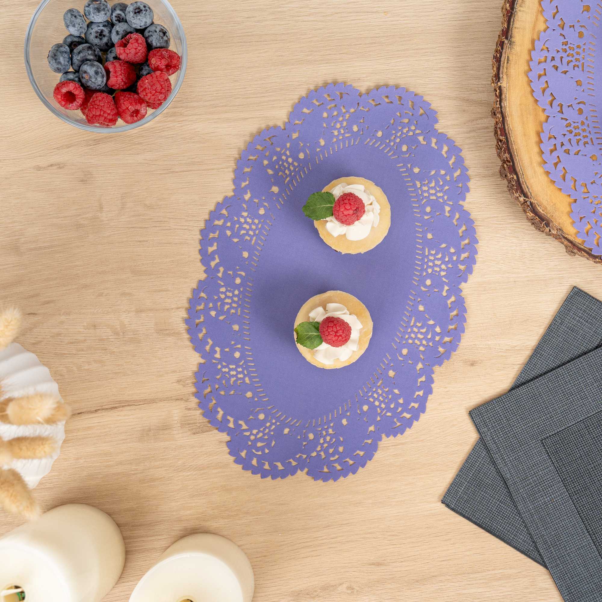 Pastry Tek Oval Purple Paper Doilies - Lace - 12 1/2" x 8 1/2" - 100 count box