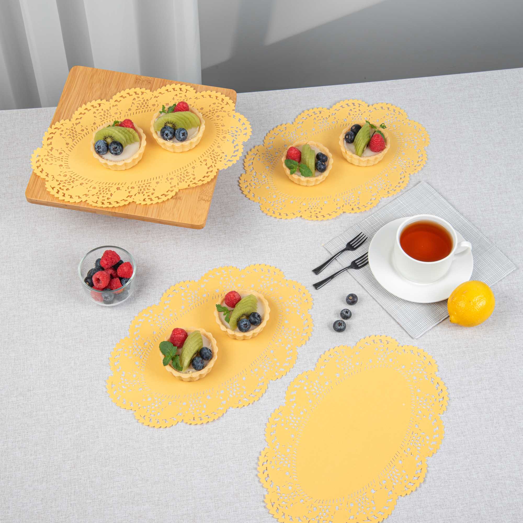 Pastry Tek Oval Orange Paper Doilies - Lace - 12 1/2" x 8 1/2" - 4000 count box