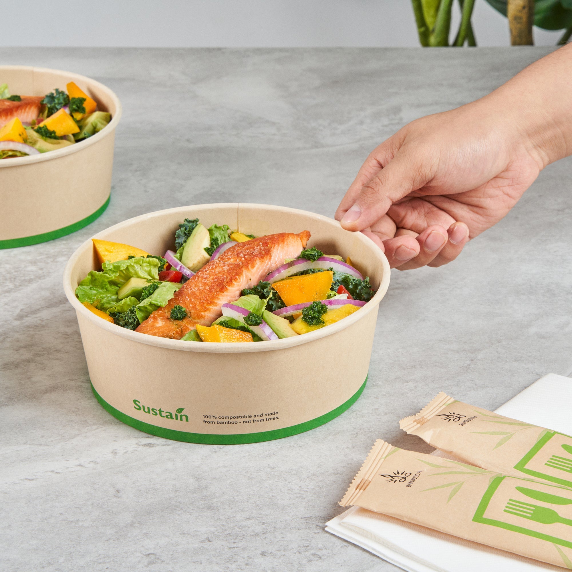 Sustain 44 oz Round Bamboo Paper Salad Container - with PLA Lining, Compostable - 7 1/4" x 7 1/4" x 2 1/2" - 50 count box