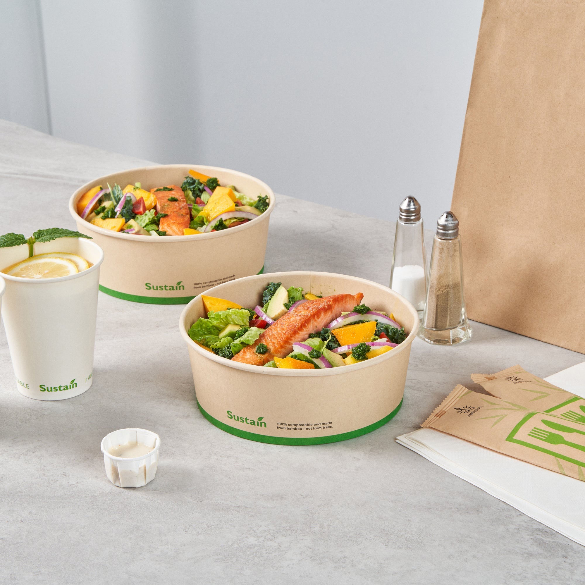 Sustain 44 oz Round Bamboo Paper Salad Container - with PLA Lining, Compostable - 7 1/4" x 7 1/4" x 2 1/2" - 200 count box