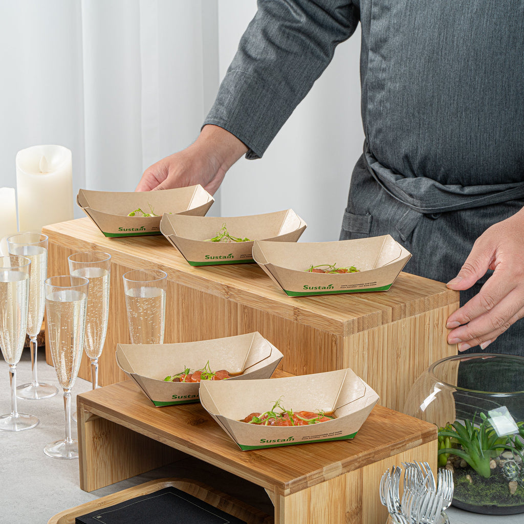 Sustain 1/2 lb Bamboo Paper #50 Food Tray / Boat - with PLA Lining, Compostable - 4 1/4" x 2 3/4" x 1 1/2" - 400 count box