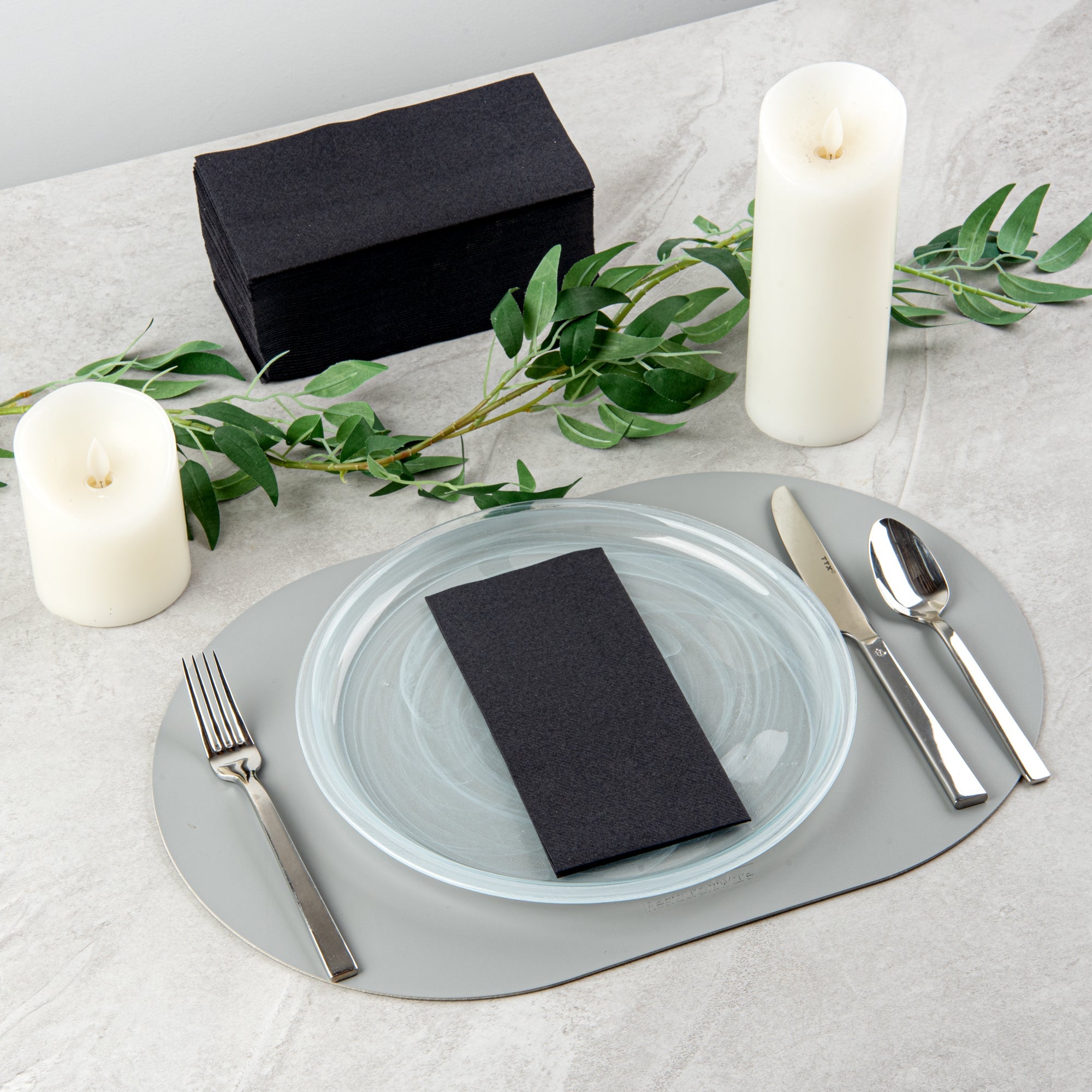 Luxenap Rectangle Black Paper Linen-Feel Guest Towel / Napkin - Air Laid - 15 3/4" x 7 3/4" - 50 count box