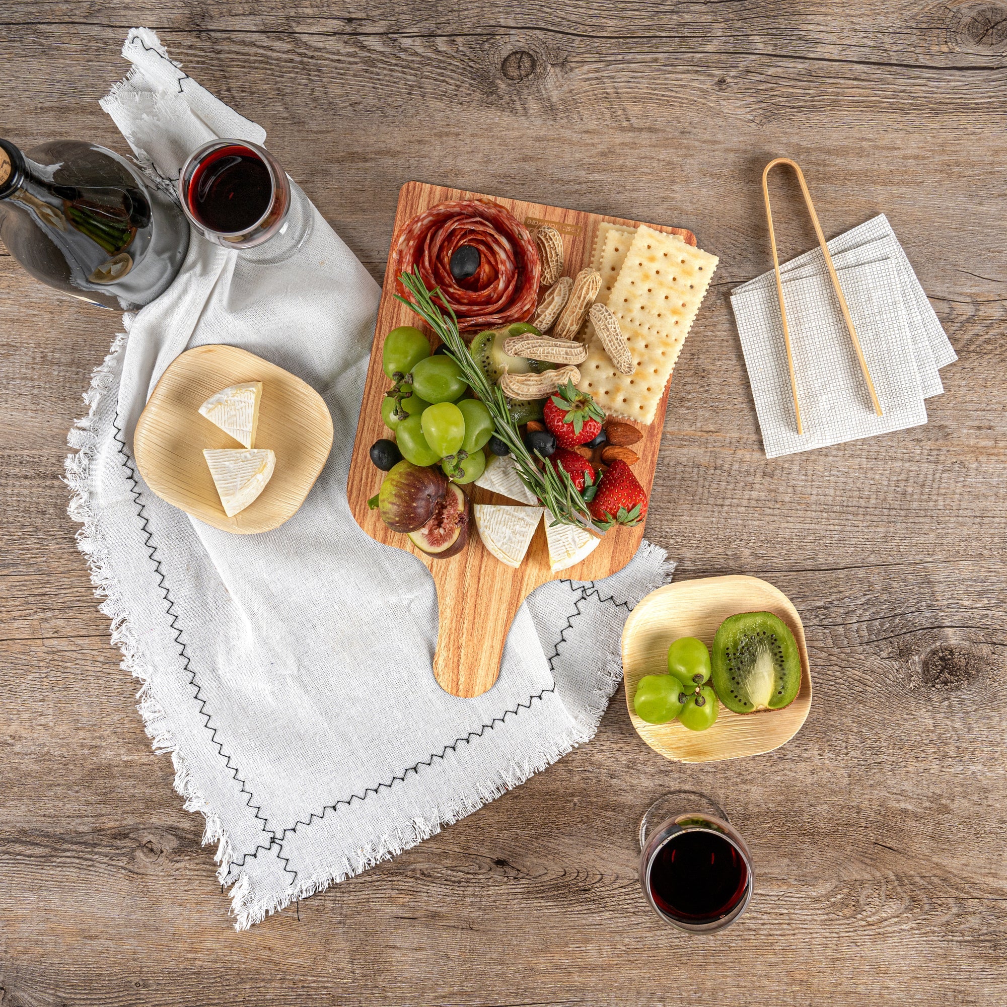 Cater Tek Natural Cheese / Charcuterie Board - Faux Wood - 11 3/4" x 7" - 10 count box