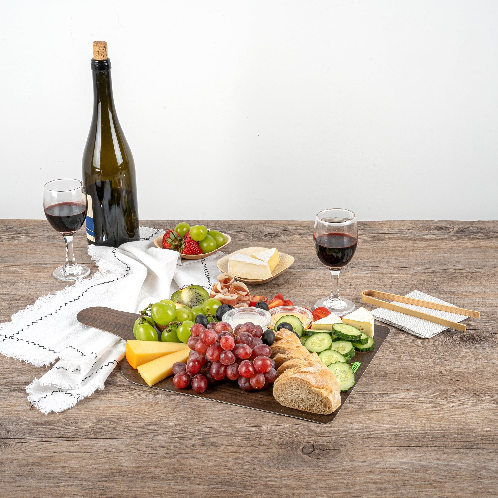Cater Tek Dark Cheese / Charcuterie Board - Faux Wood - 15 3/4" x 9 3/4" - 10 count box