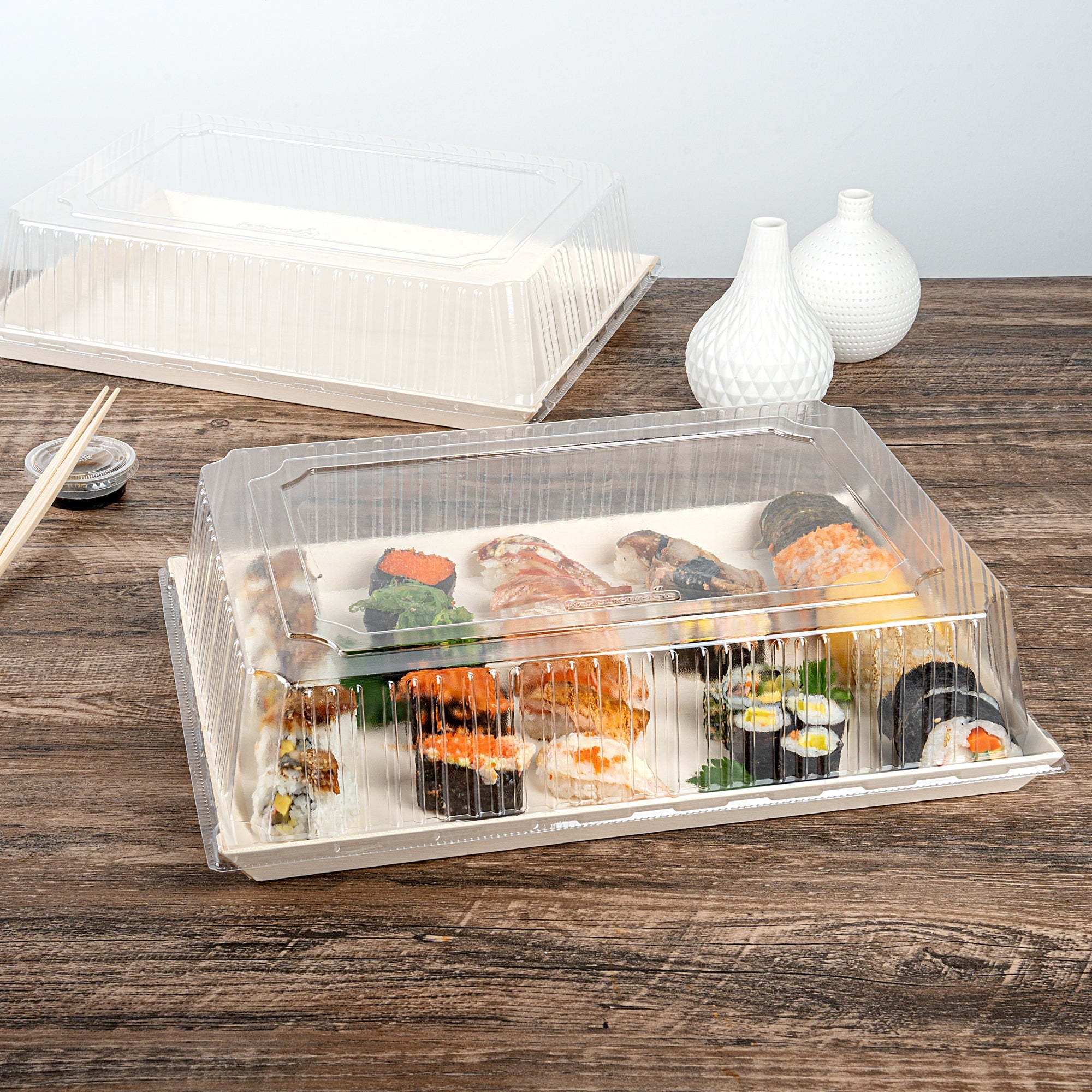 Taipei Rectangle Clear Plastic Lid - Fits 15 1/4" x 10 3/4" Poplar Plate - 25 count box