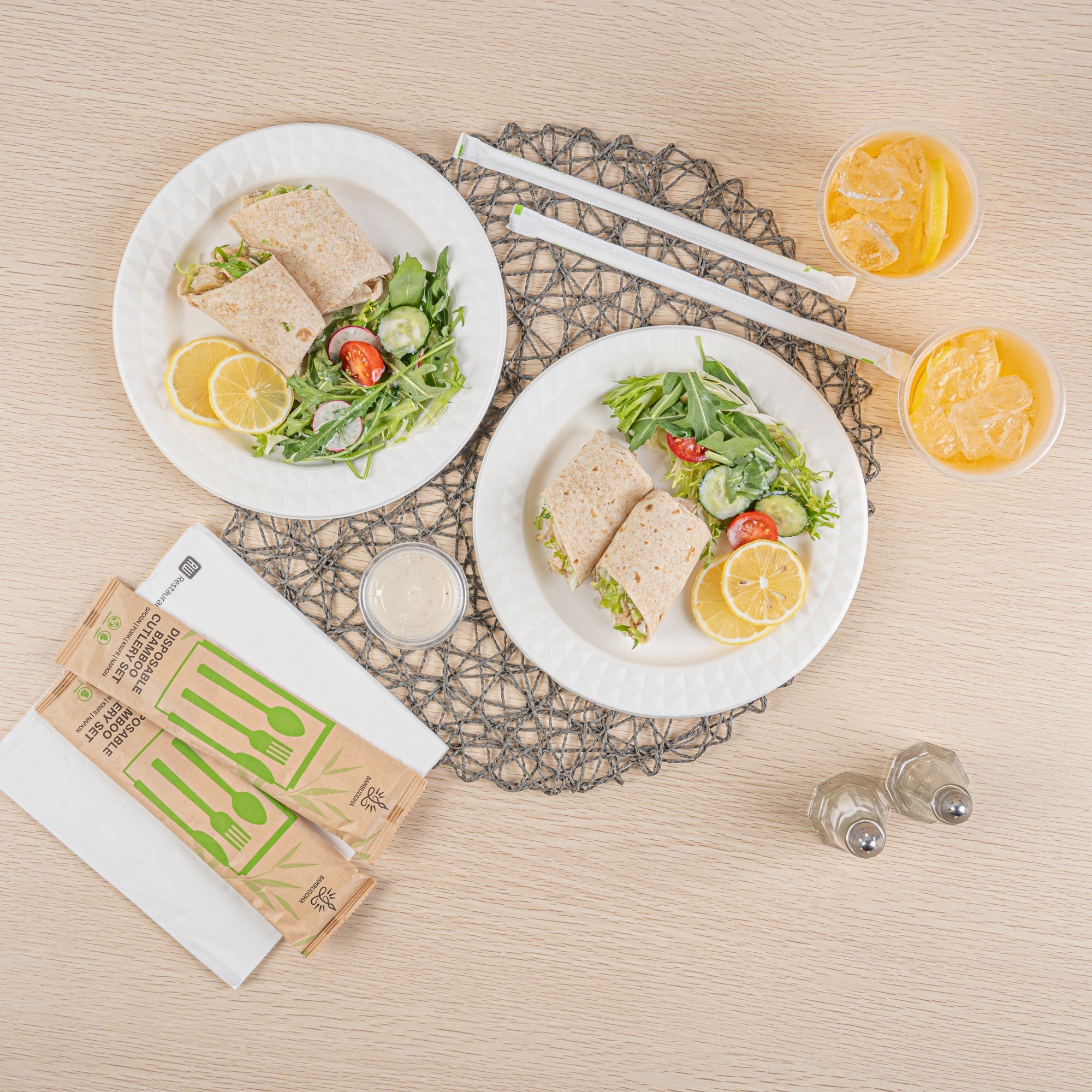 Pulp Safe No PFAS Added Round White Sugarcane / Bagasse Plate - Home Compostable, with Diamond Rim - 9" x 9" x 1/2" - 25 count box